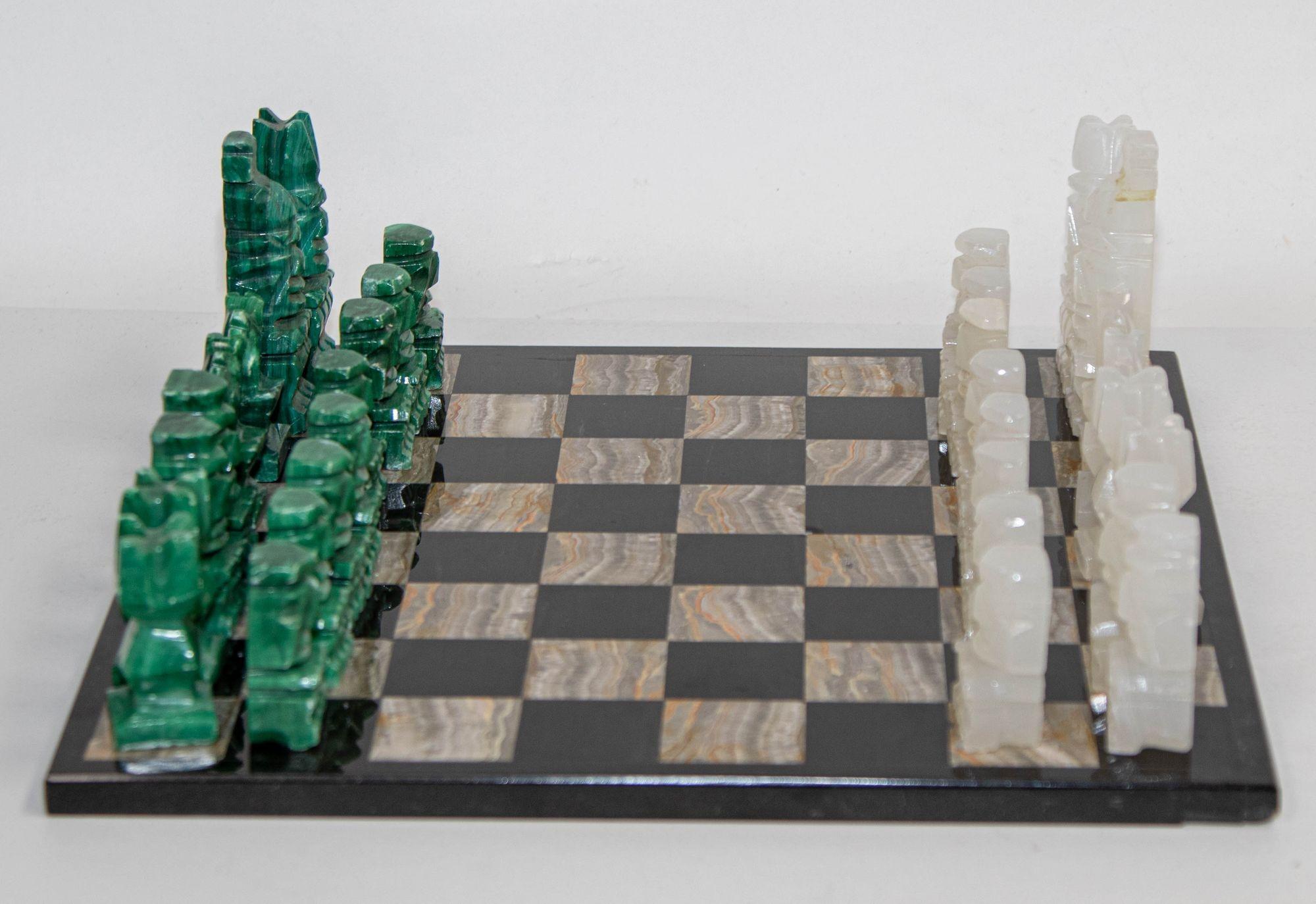 Marble Large Chess Set with Hand Carved Emerald Green Onyx Pieces 1950s 4