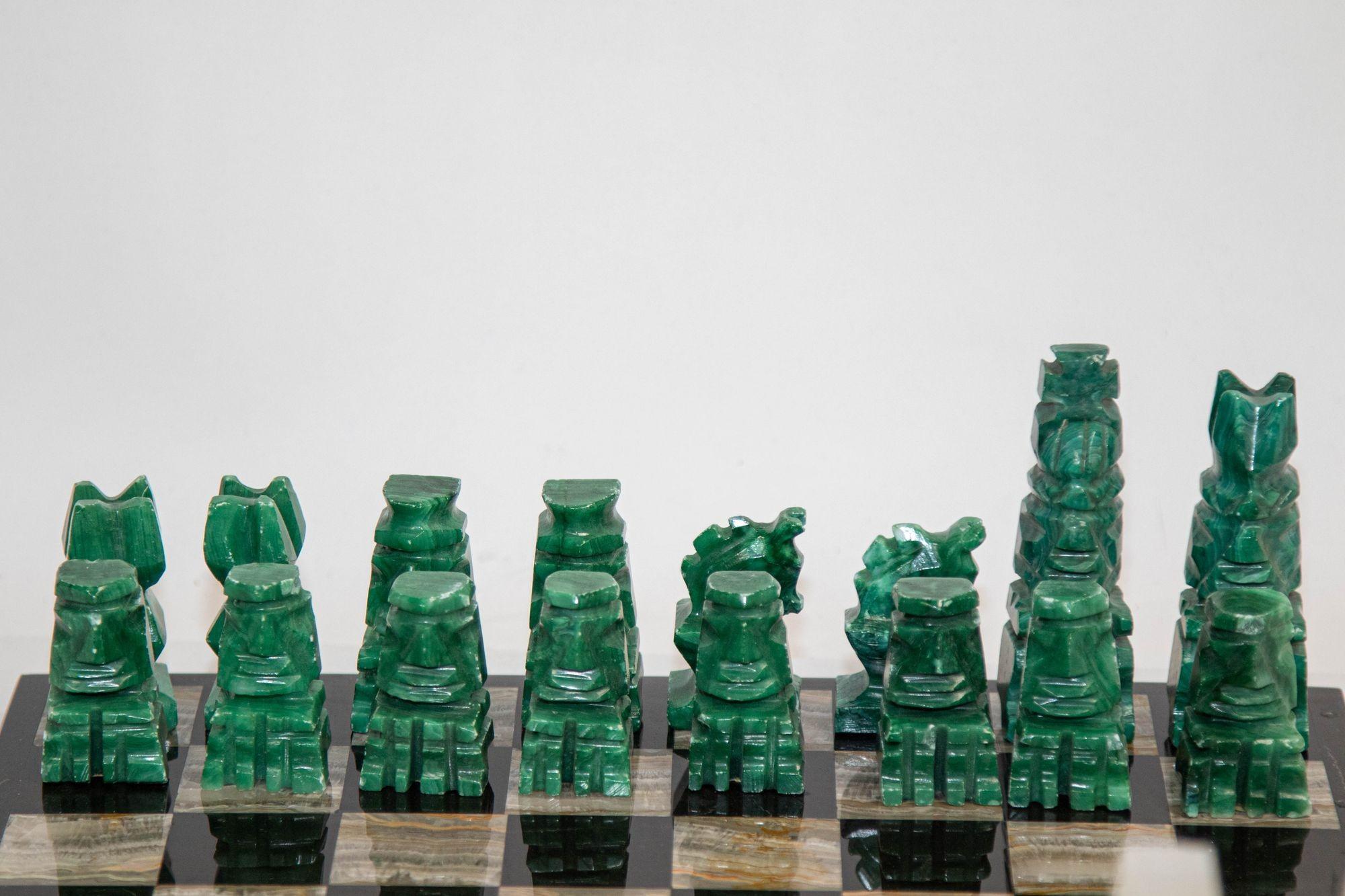Marble Large Chess Set with Hand Carved Emerald Green Onyx Pieces 1950s 7