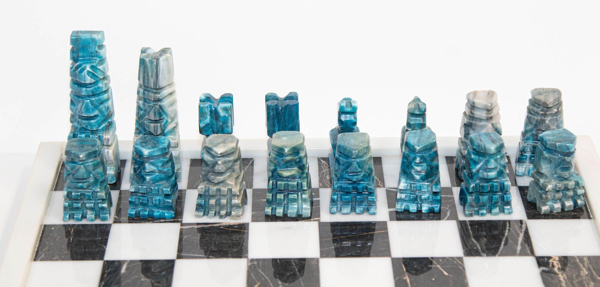 Mid-Century Modern Vintage Marble Large Chess Set with Hand Carved Turquoise Onyx Pieces For Sale