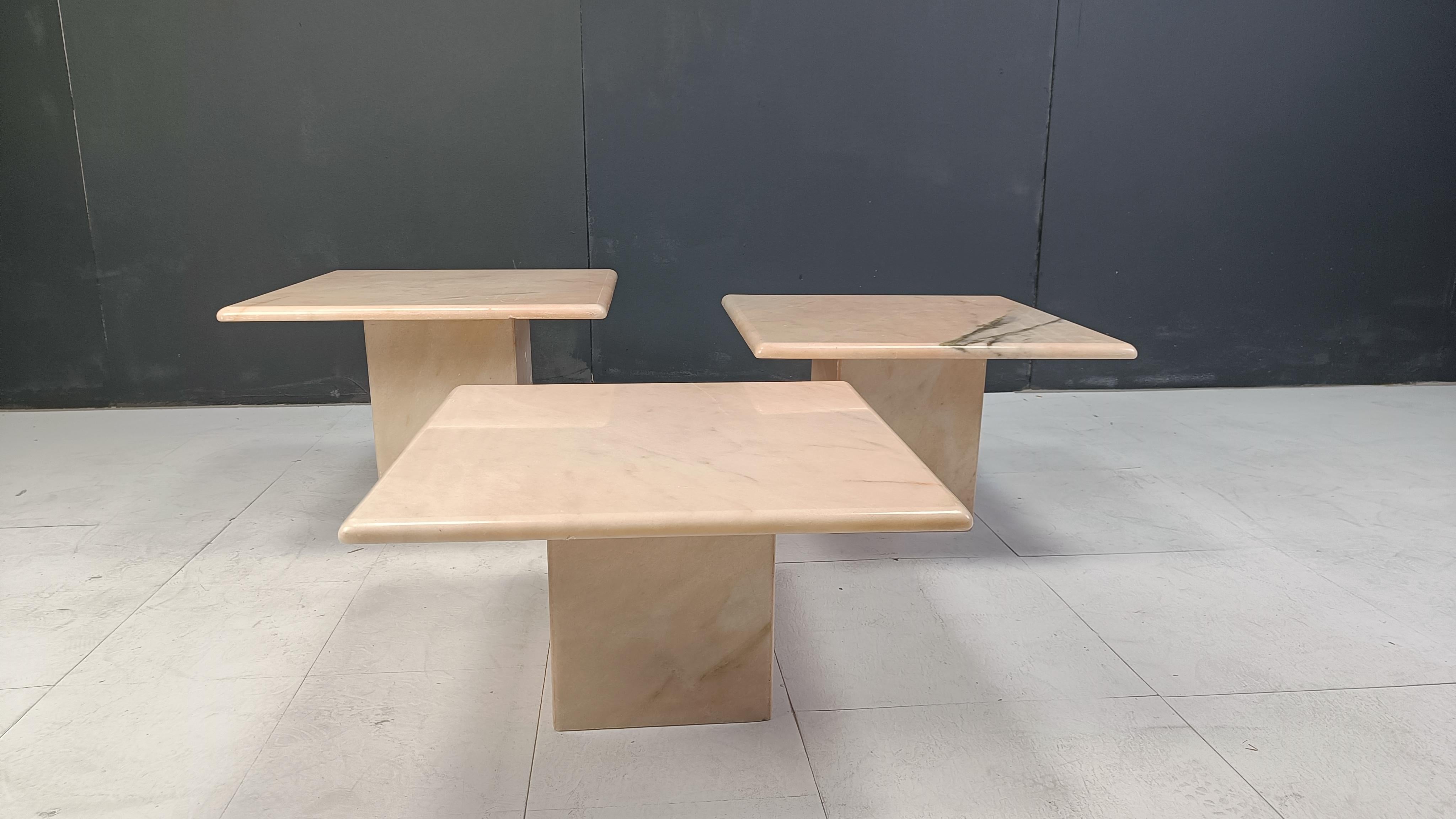 Tables gigognes ou tables d'appoint vintage en marbre, années 1970 en vente 3