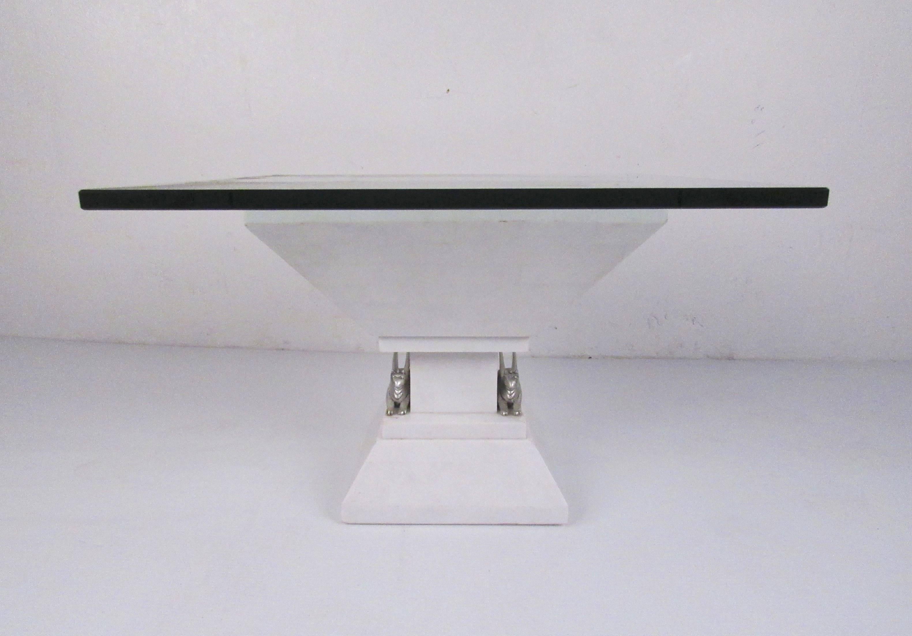 20th Century Vintage Marble Pedestal with Griffin Detail For Sale