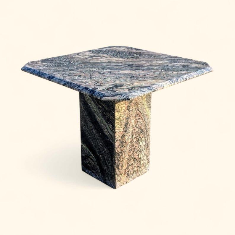 Mesa auxiliar de mármol vintage, italiana, Cipollino Ondulato, mesa auxiliar, salón Posmoderno en venta