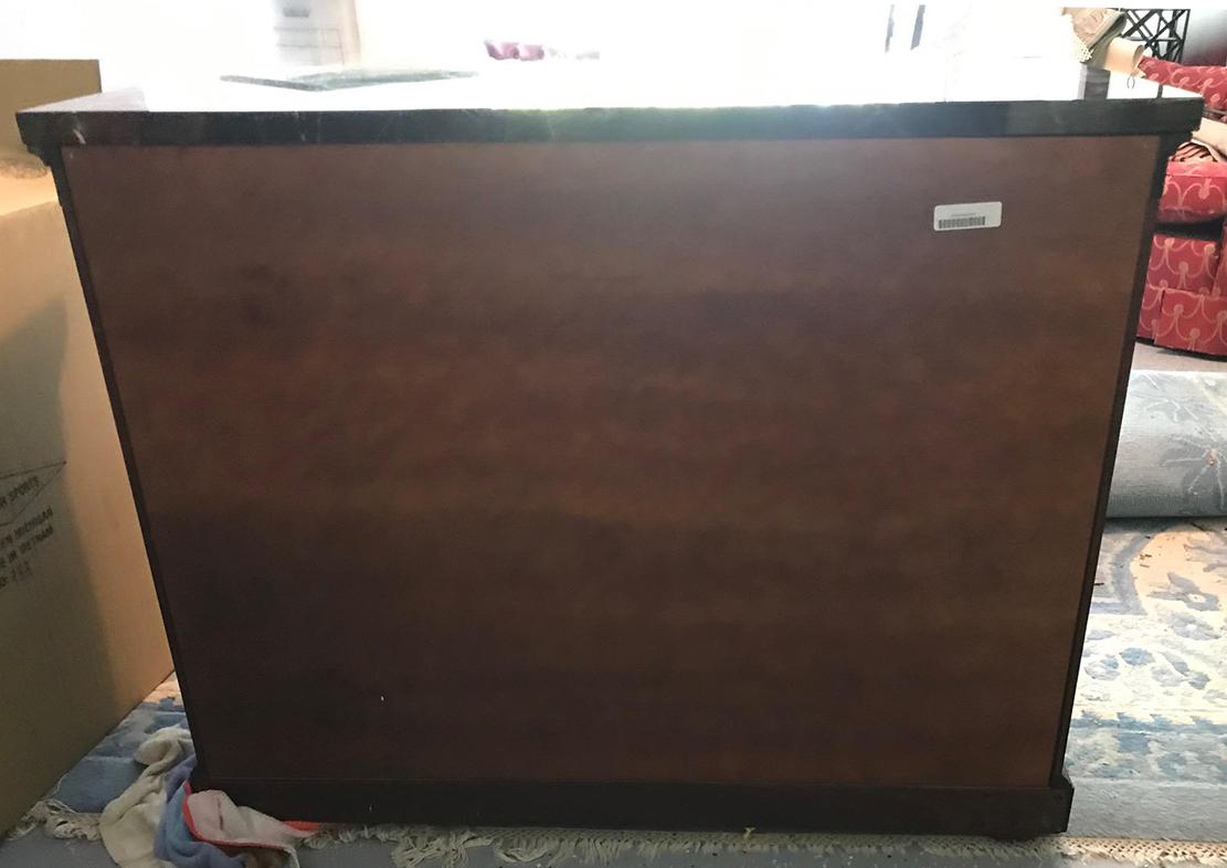 Vintage Marble-Top Chest of Drawers In Good Condition For Sale In Livingston, NJ