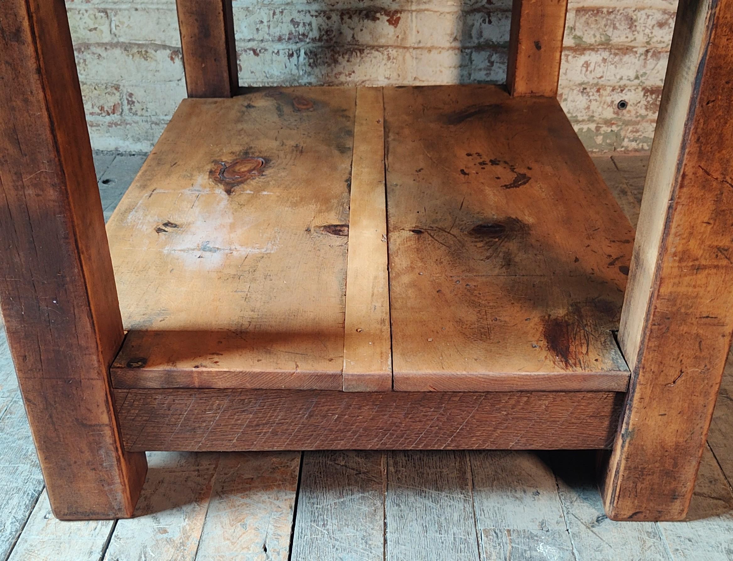 Vintage Marble Top Display Table / Kitchen Island en vente 6