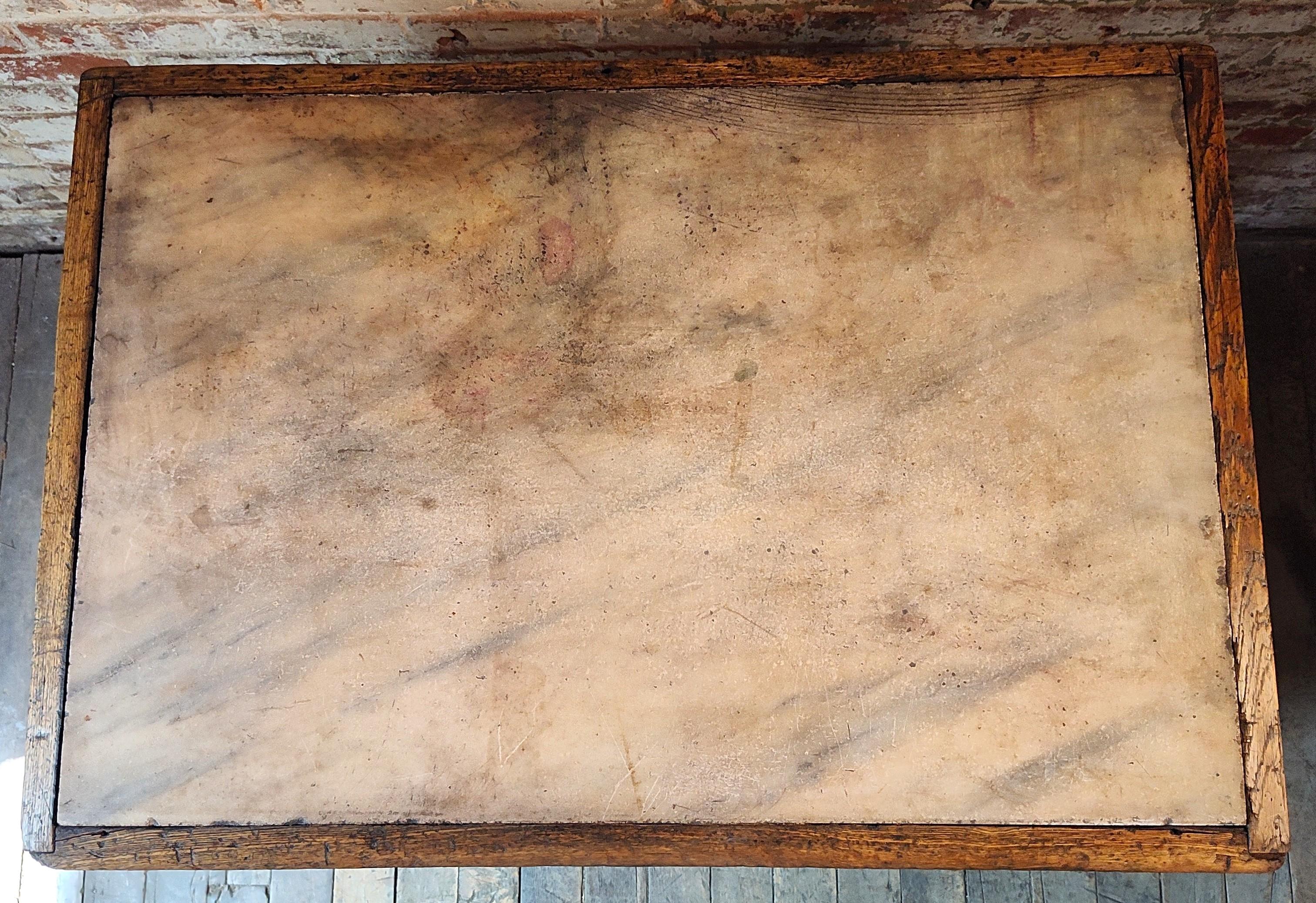 Vintage Marble Top Display Table / Kitchen Island en vente 2