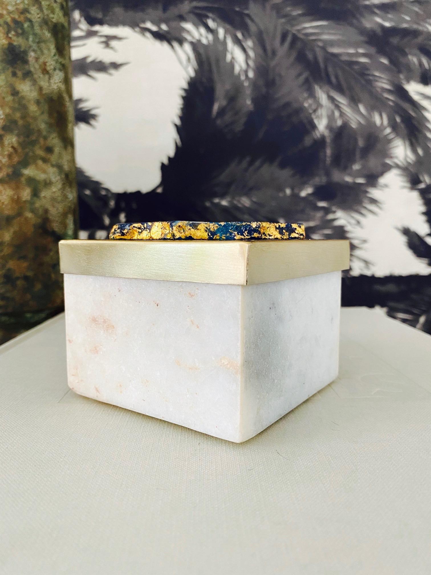 Vintage Marble Trinket Box with Gemstone Inset Top 3