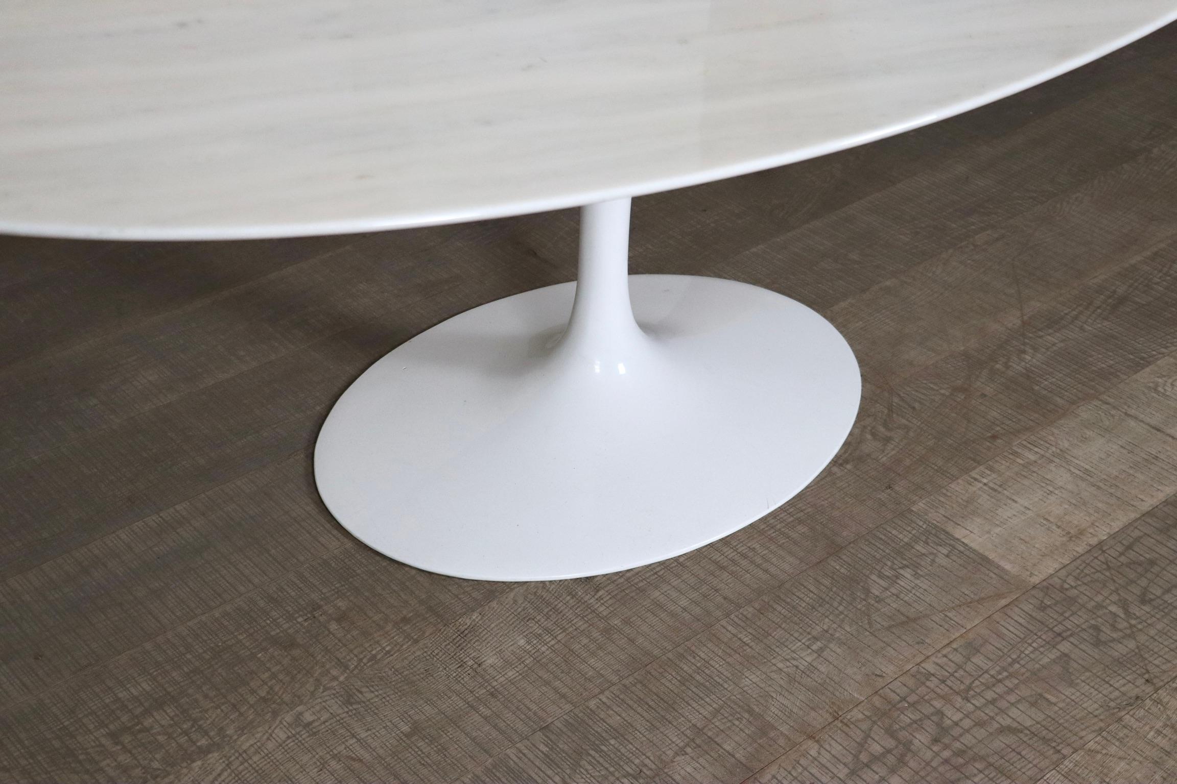 Vintage Marble Tulip Oval Dining Table By Eero Saarinen For Knoll, 1970s 1