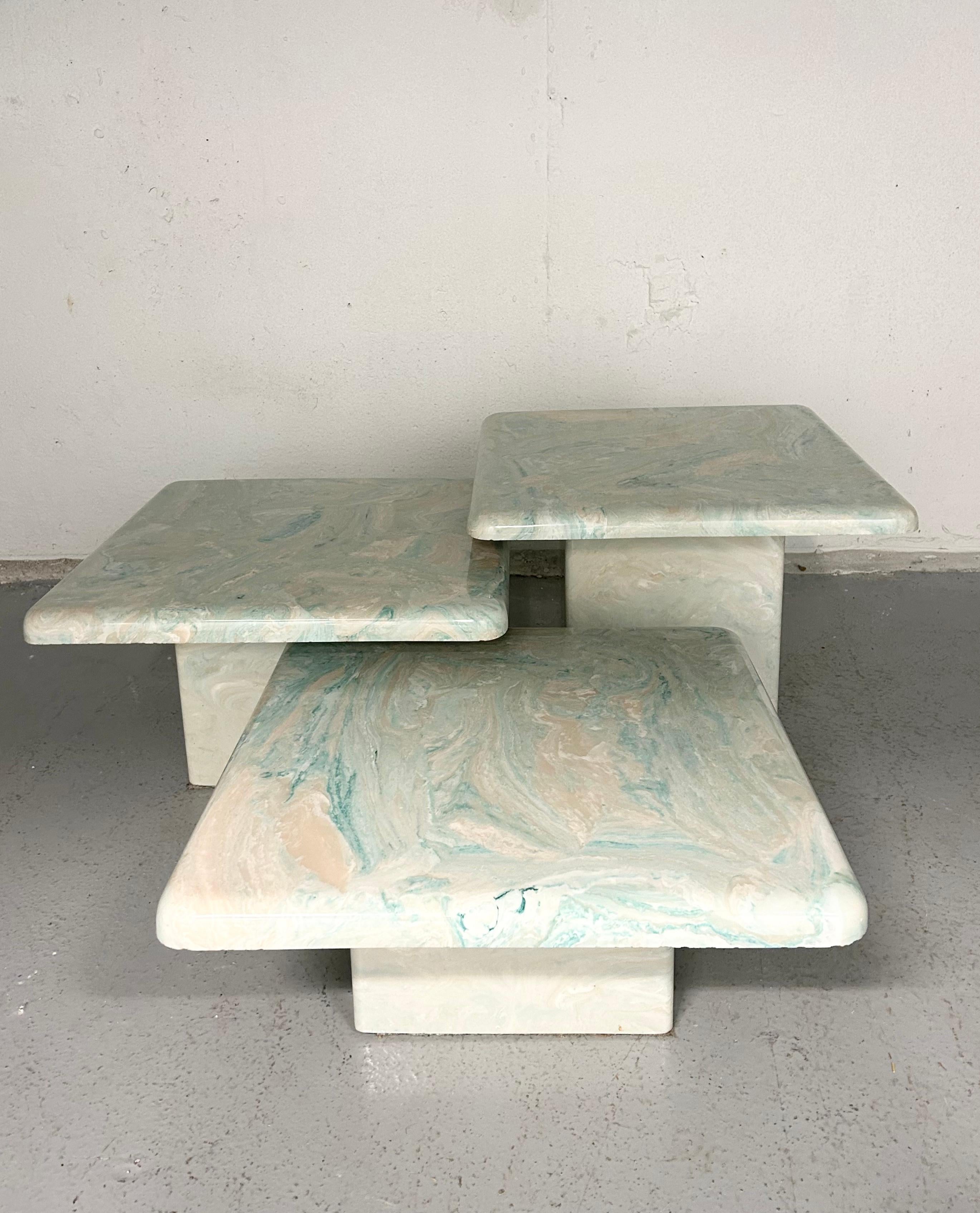 Vintage Marbled Tiered Coffee Table Set In Good Condition In Brooklyn, NY