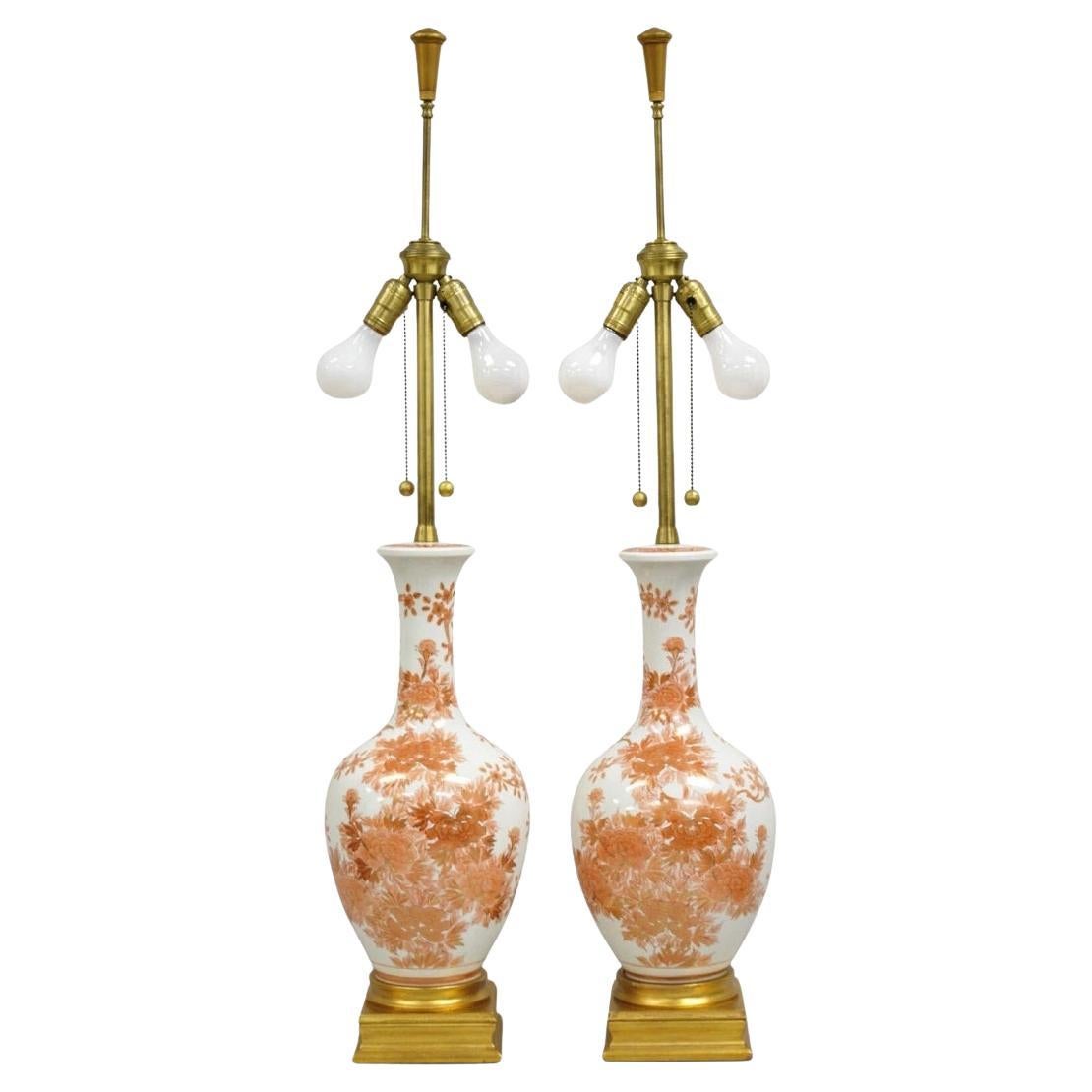 Paar asiatische Vintage-Tischlampen, Marbro Chinoiserie-Porzellanvase, orange, geblümt, Vintage