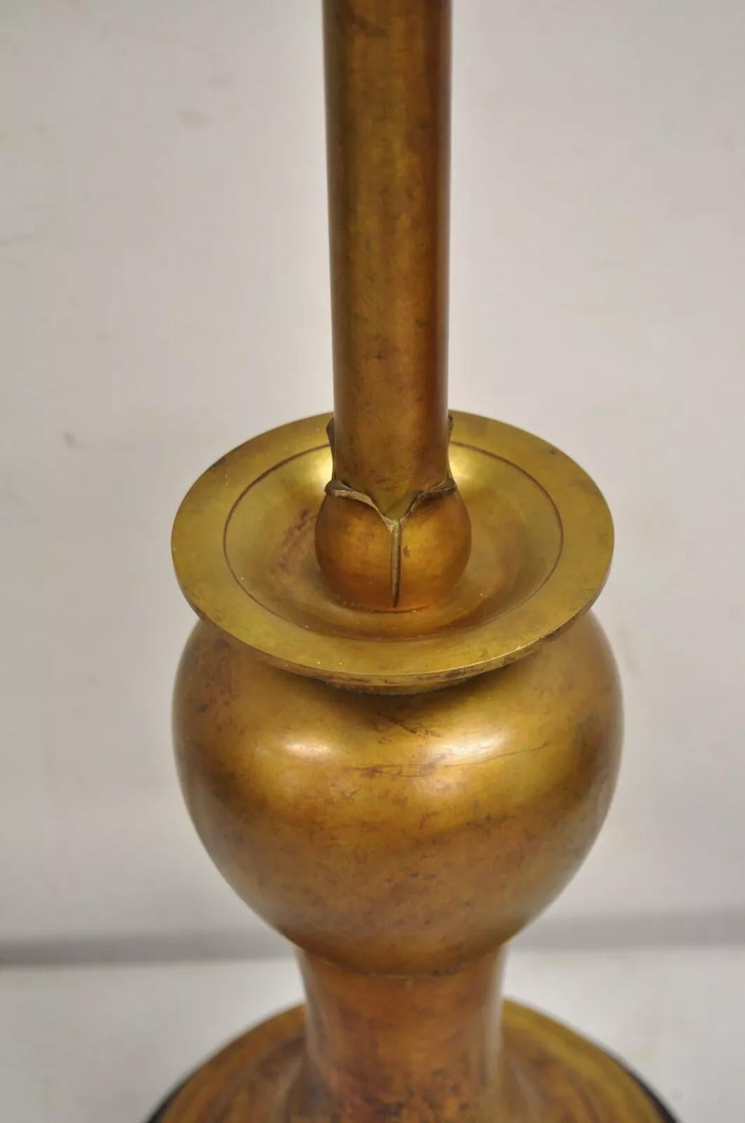 Métal Lampe de bureau vintage Marbro James Mont Hollywood Regency « Lotus » en or en vente