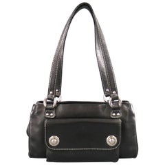 Vintage MARC JACOBS Schwarzes Leder Kontrastnaht Dreifach-Reißverschluss Umhängetasche