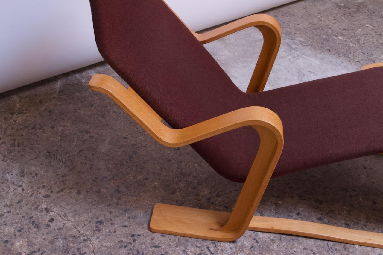 Late 20th Century Vintage Marcel Breuer Bent Plywood Chaise Longue / 