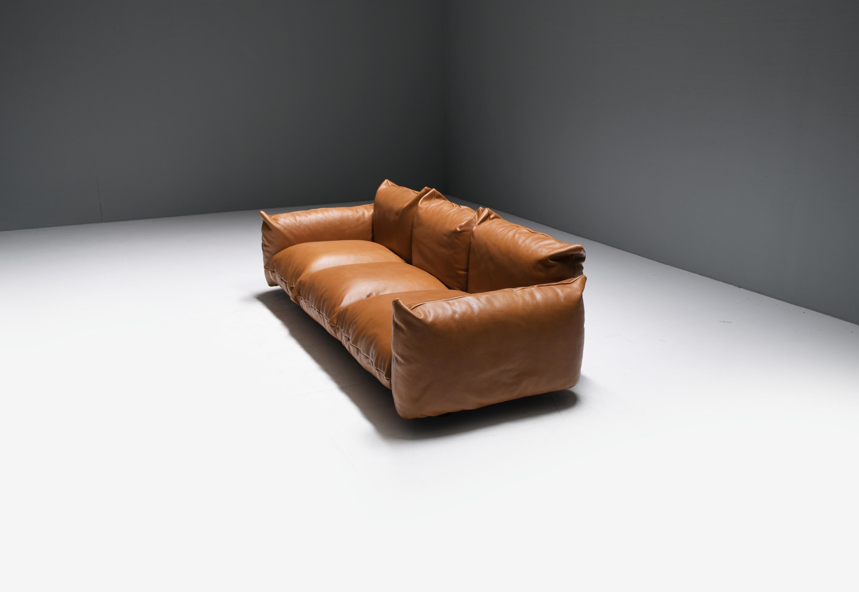 Vintage Marenco 255 sofa in new cognac leather by Mario Marenco for ARFLEX Italy For Sale 3