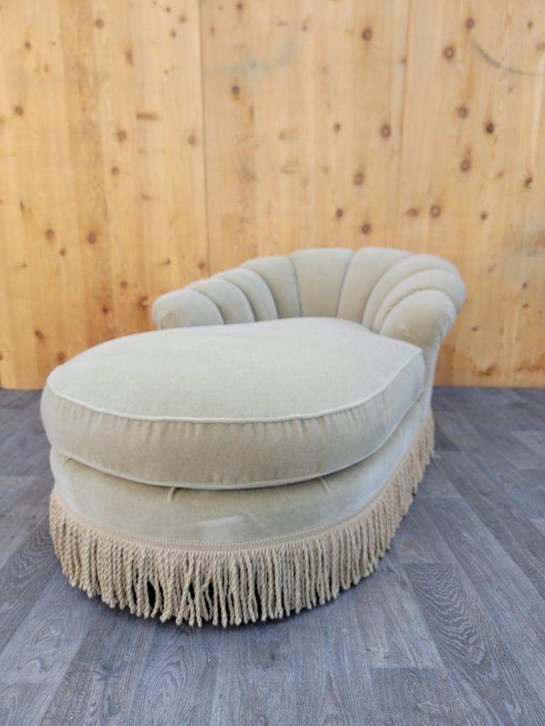 Vintage Marge Carson Style Channel Back Chaise Lounge in Italian Mohair For Sale 4