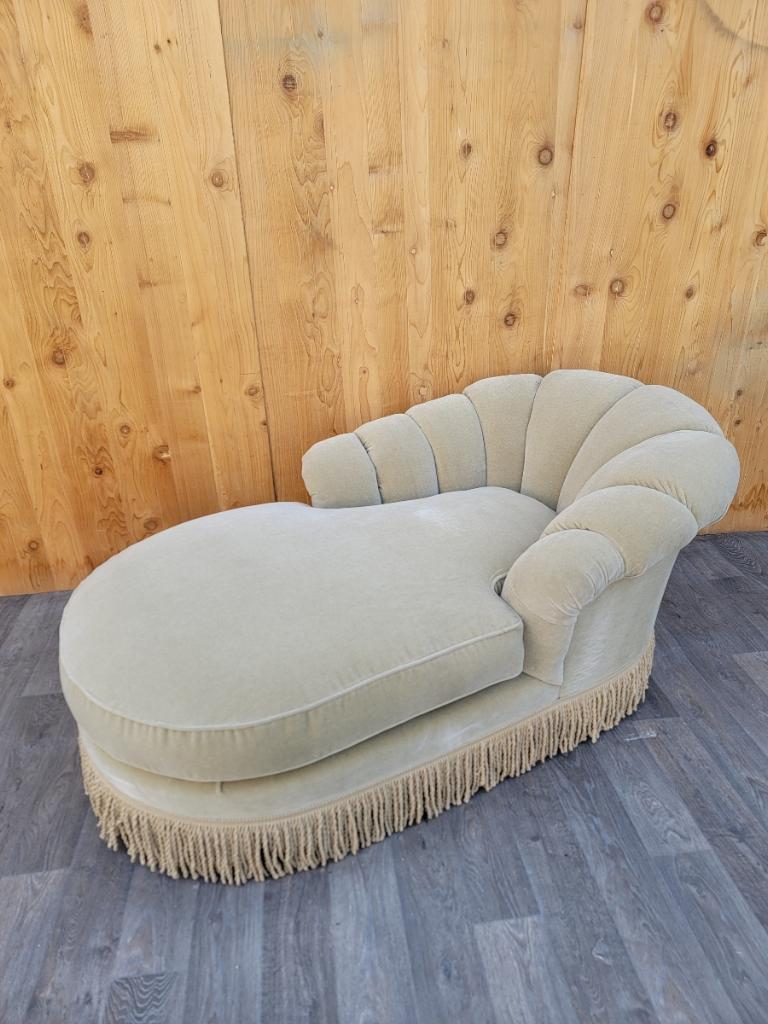 Vintage Marge Carson Style Channel Back Chaise Lounge in Italian Mohair For Sale 5