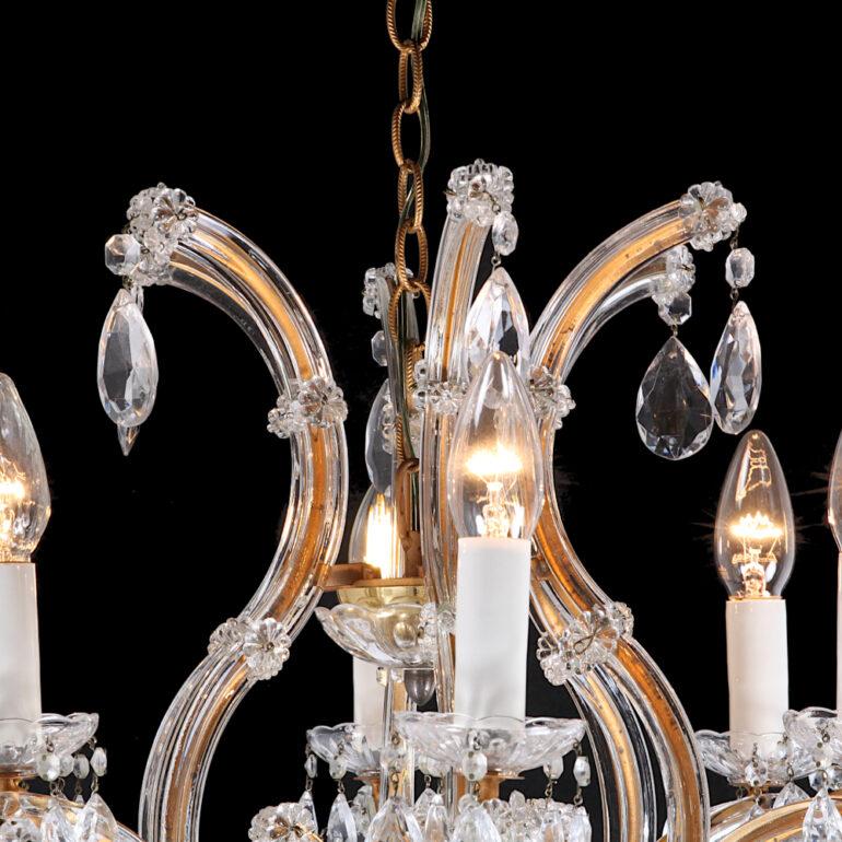 Vintage Maria Theresa Chandelier In Good Condition In Vancouver, British Columbia