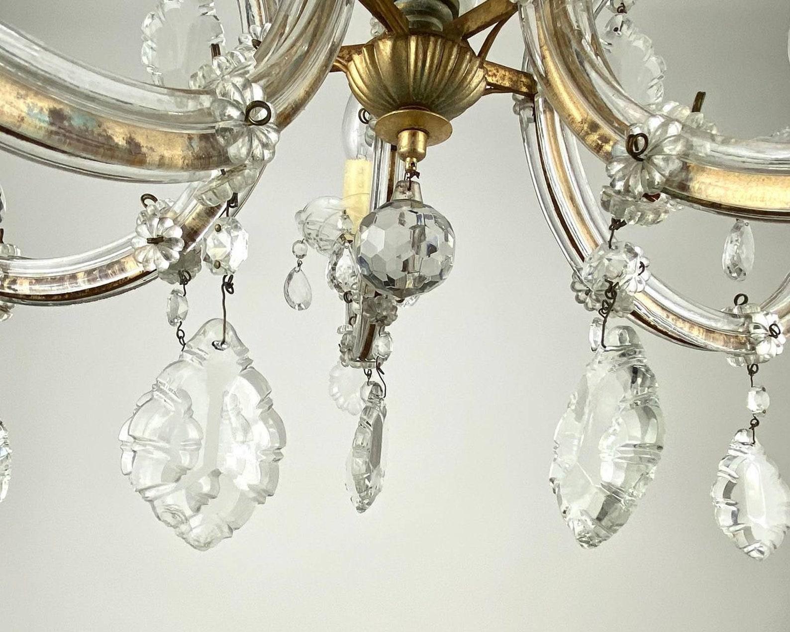 20th Century Vintage Maria Theresa Style Chandelier  Crystal Chandelier With 5 Lights