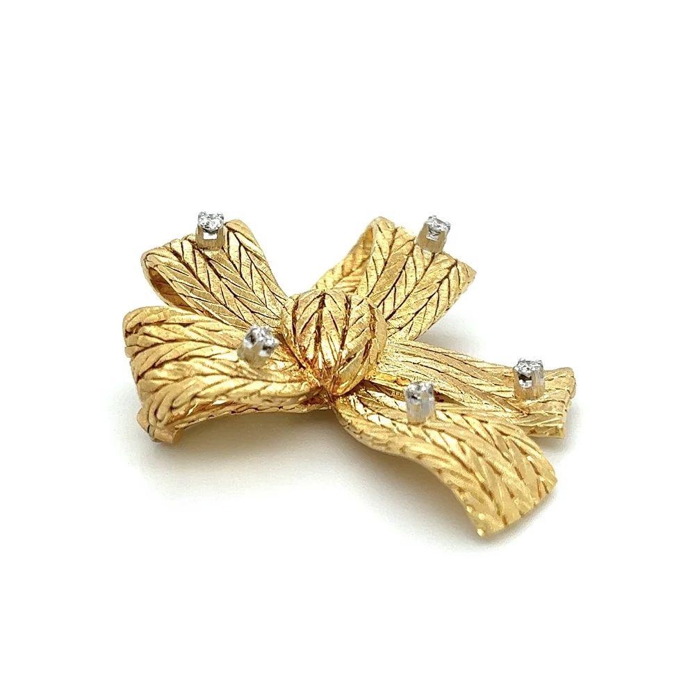 Round Cut Vintage Mario Buccellati Designer Signed Diamond Gold Bow Brooch Pin