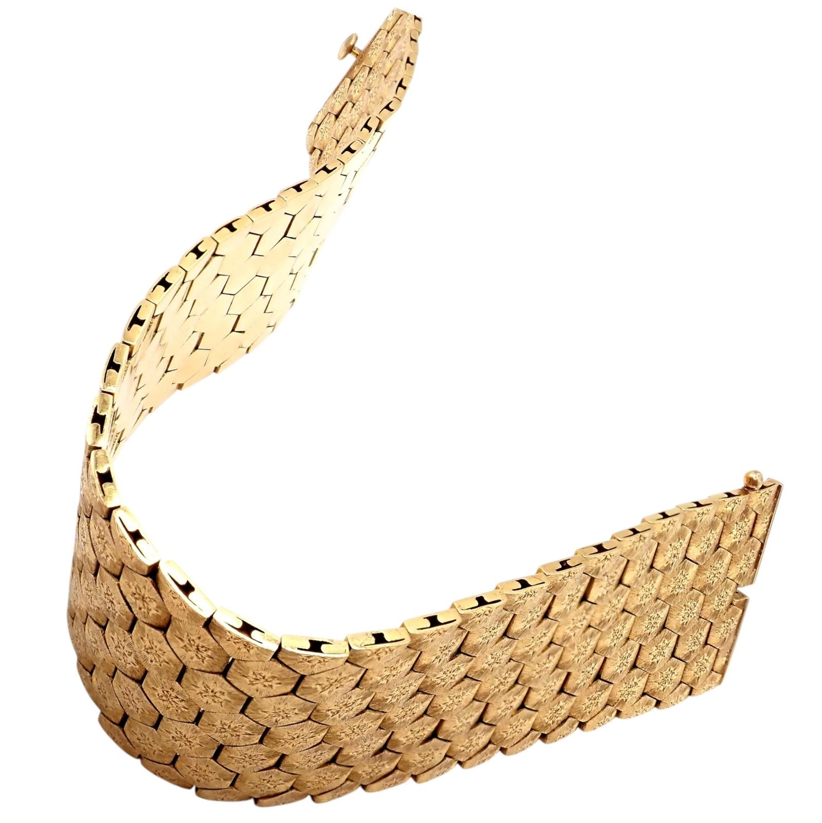 Vintage Mario Buccellati Bracciale largo in oro giallo a nido d'ape esagonale in vendita 6