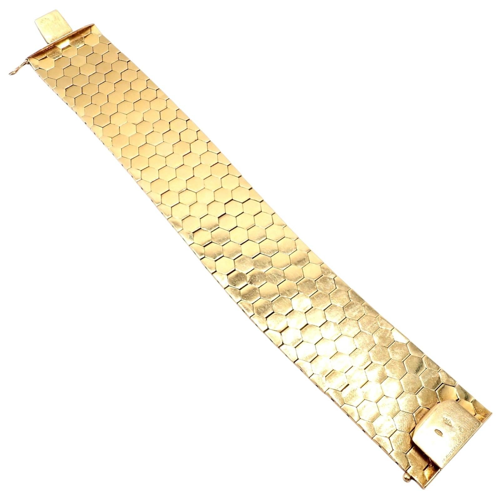 Vintage Mario Buccellati Bracciale largo in oro giallo a nido d'ape esagonale in vendita 7