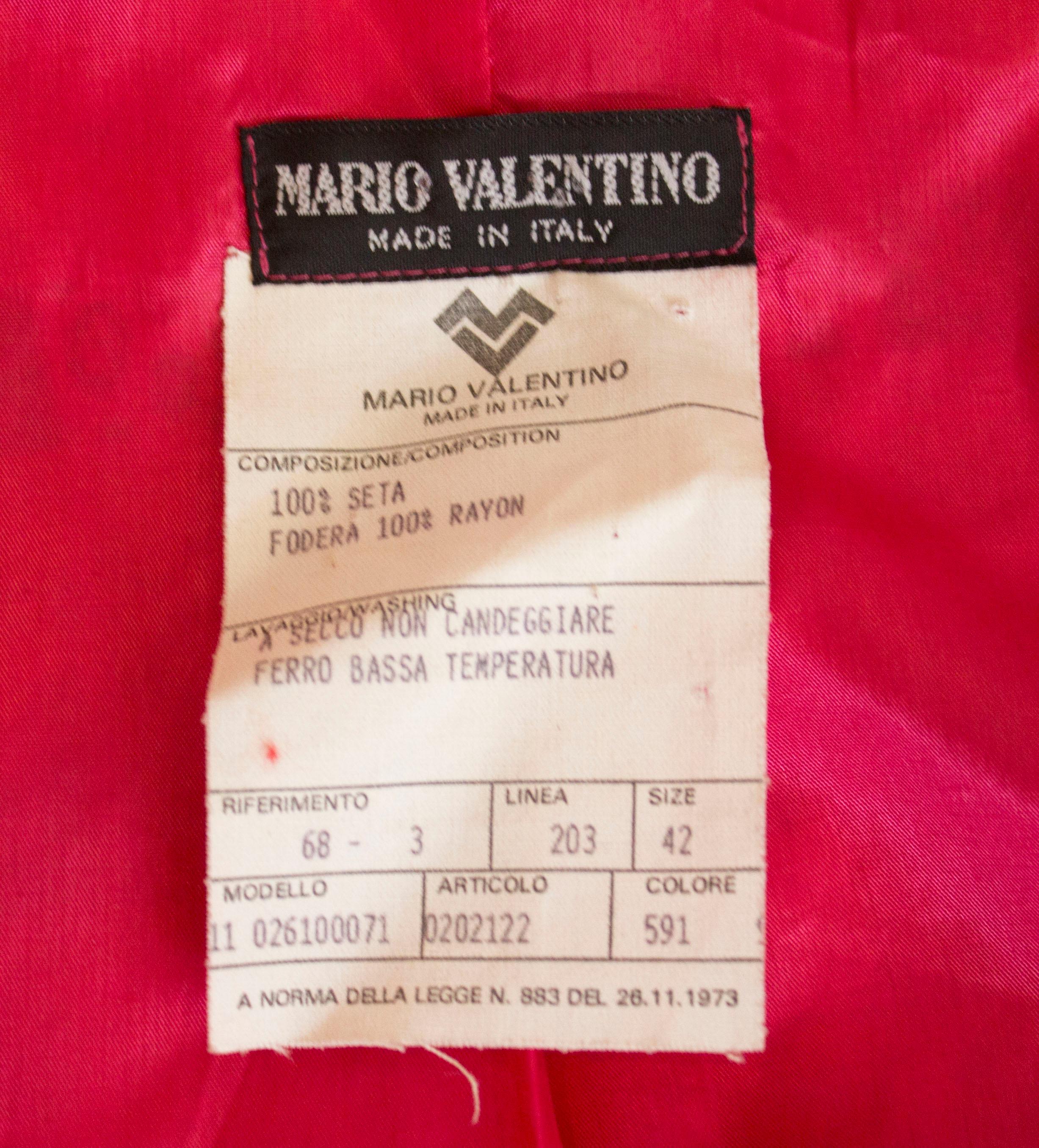 Veste en soie vintage Mario Valentino en vente 4