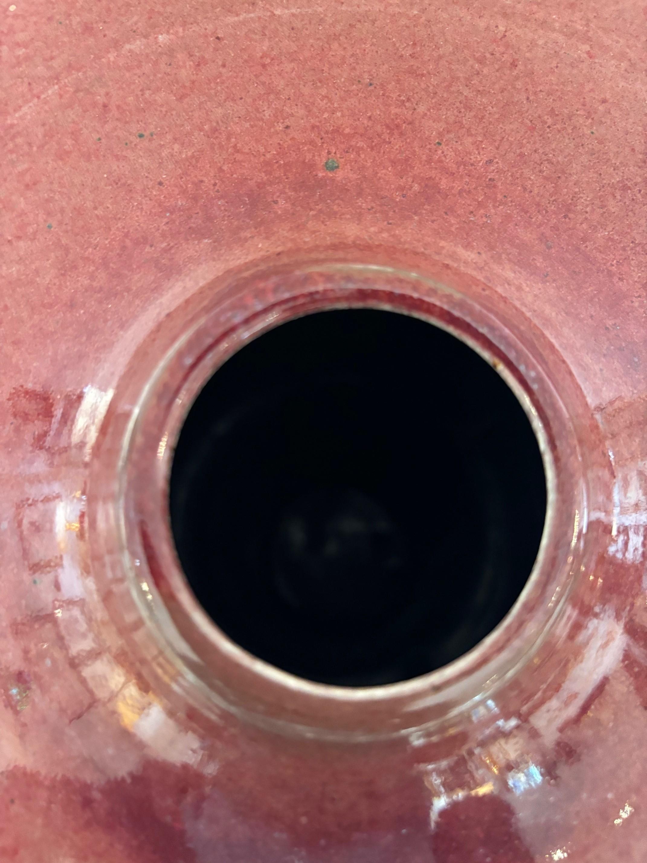 Vase vintage en céramique artisanale émaillée marron signé par l'artiste Folman en vente 2