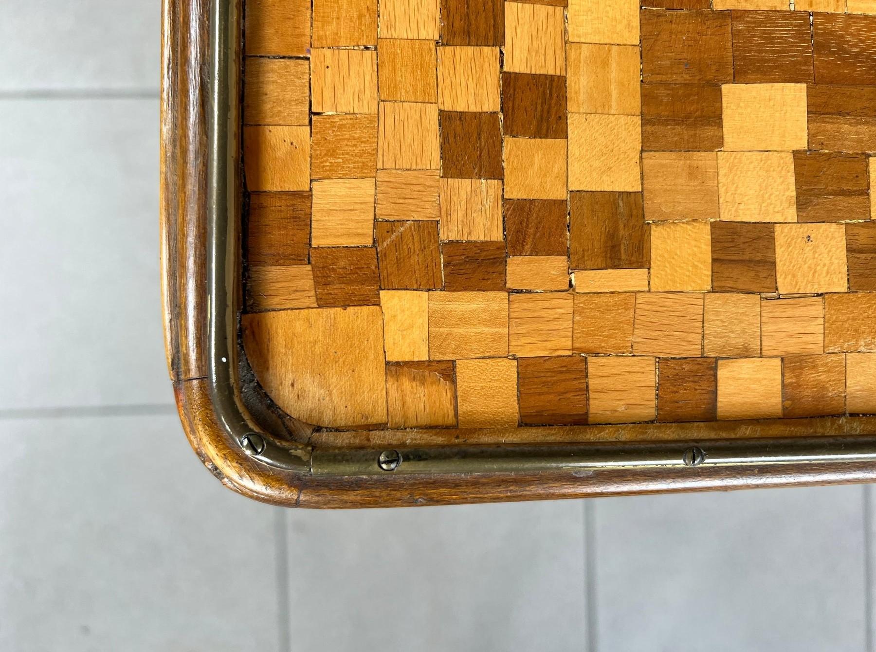 Vintage Marquetry Coffee Side Table In Good Condition For Sale In Bridgeport, CT
