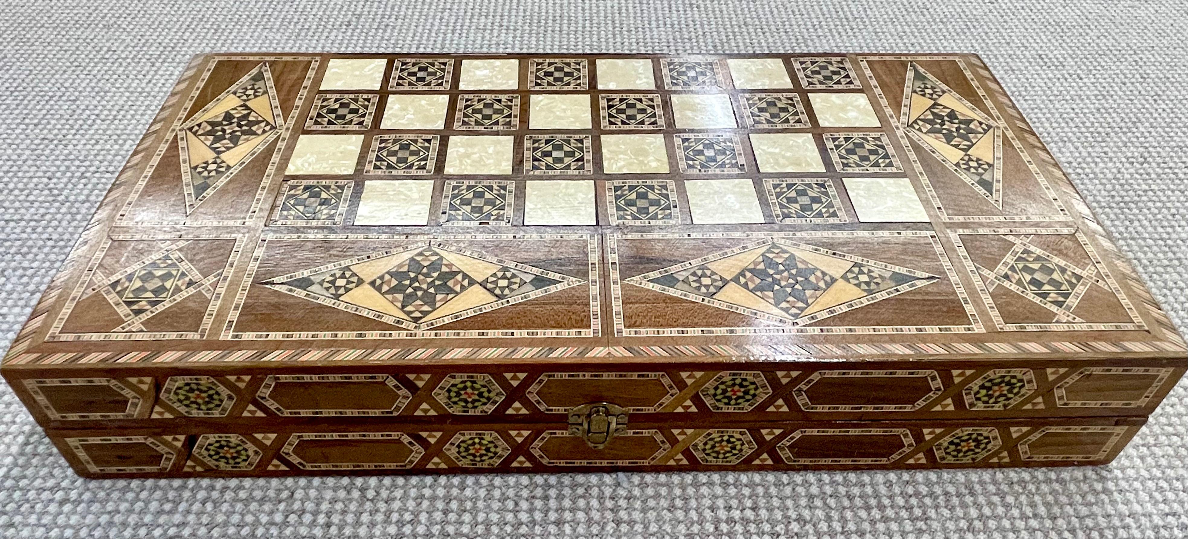 Vintage Marquetry Wood Game Board Case, Chess, Checker & Backgammon. 8