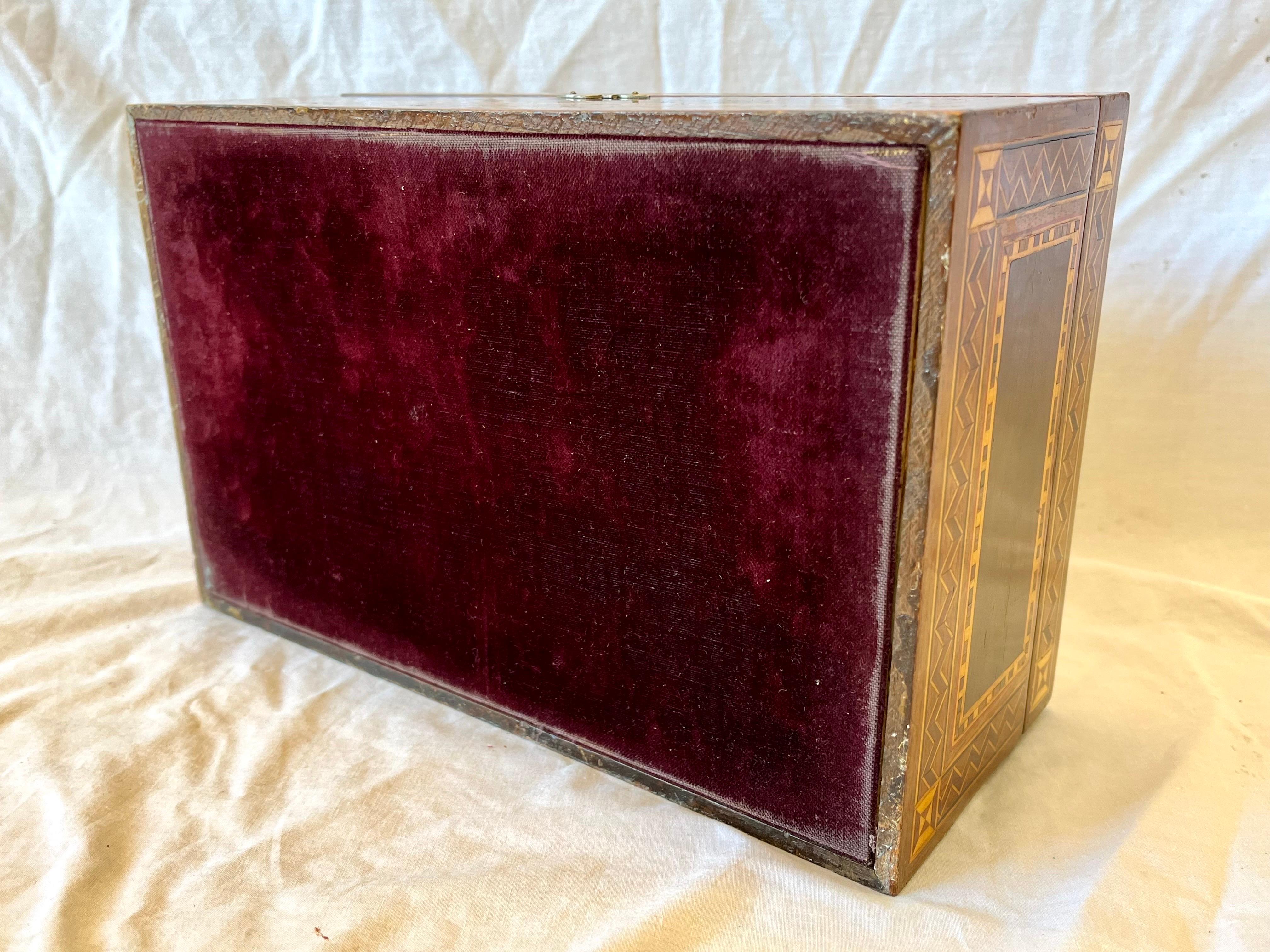 Vintage Marquetry Wood Inlaid Jewelry Casket Box with Mirror and Velvet Interior 9