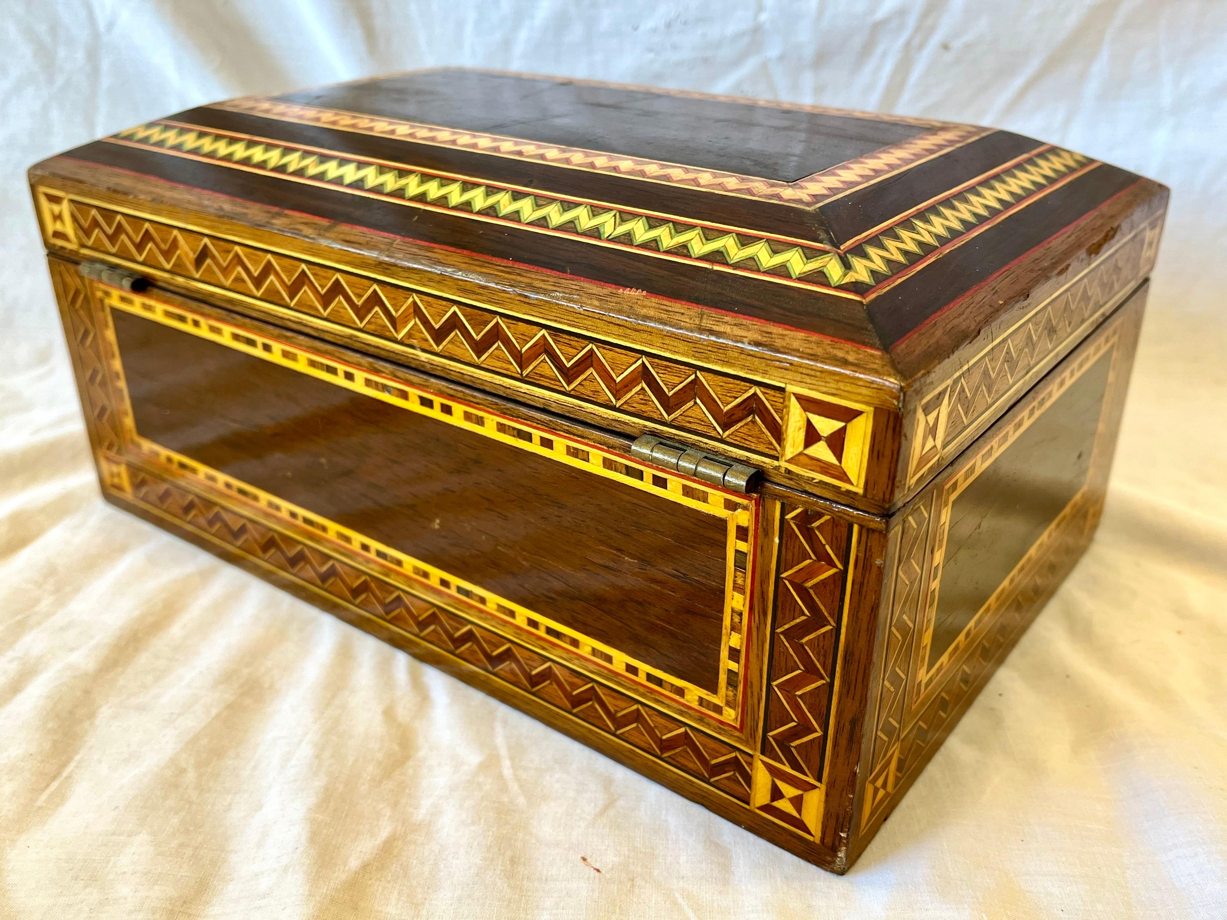 Vintage Marquetry Wood Inlaid Jewelry Casket Box with Mirror and Velvet Interior 3