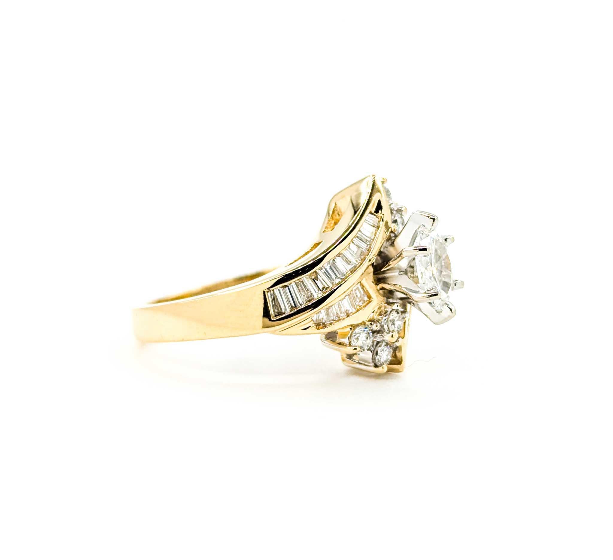 Vintage Marquise & Baguette Diamond Engagment Ring in Yellow Gold For Sale 1