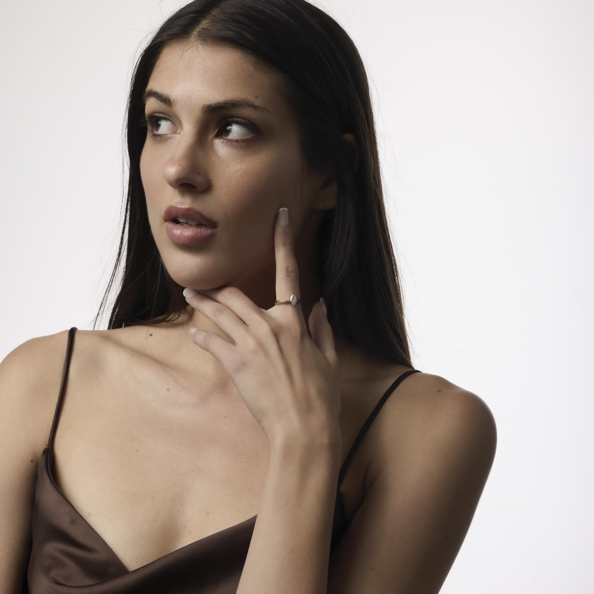 Contemporary Vintage marquise cut diamond 14k yellow gold engagement ring For Sale