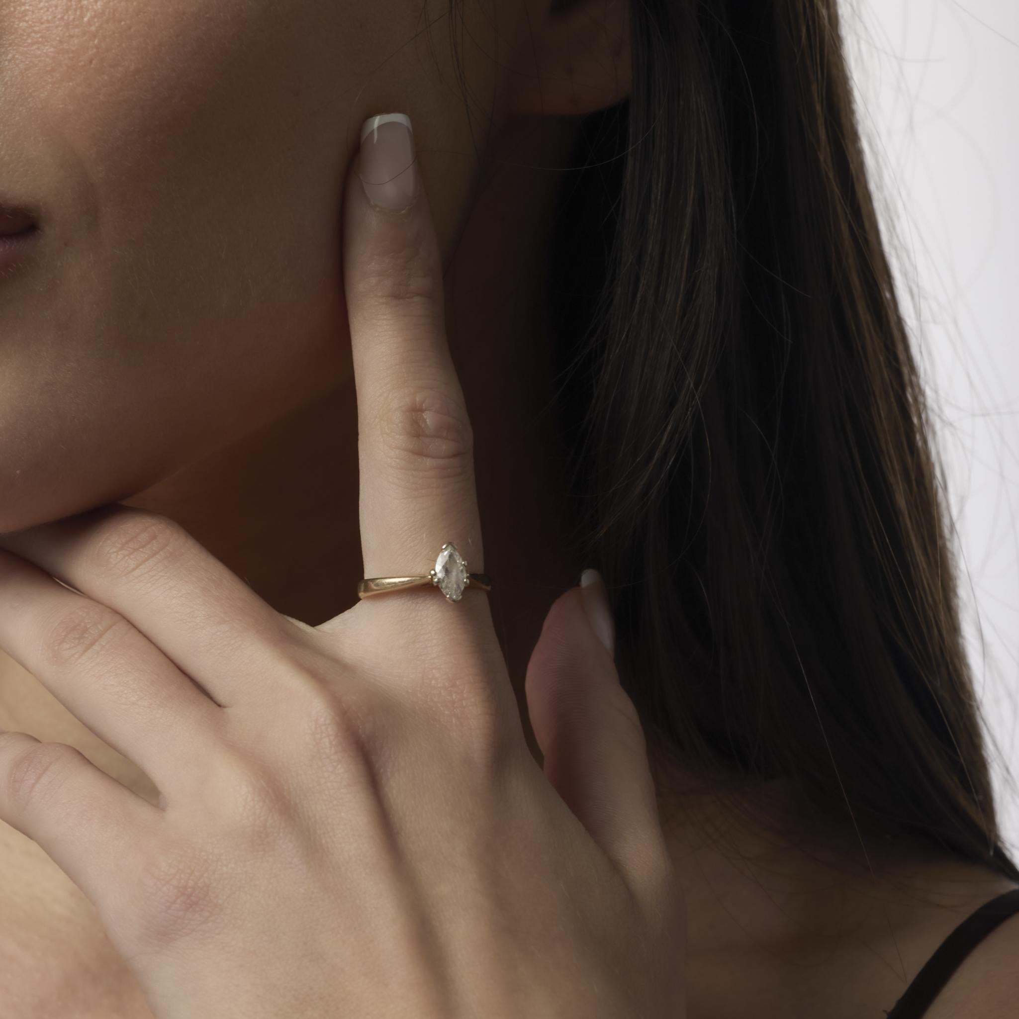 Vintage marquise cut diamond 14k yellow gold engagement ring In Good Condition For Sale In Beverly Hills, CA