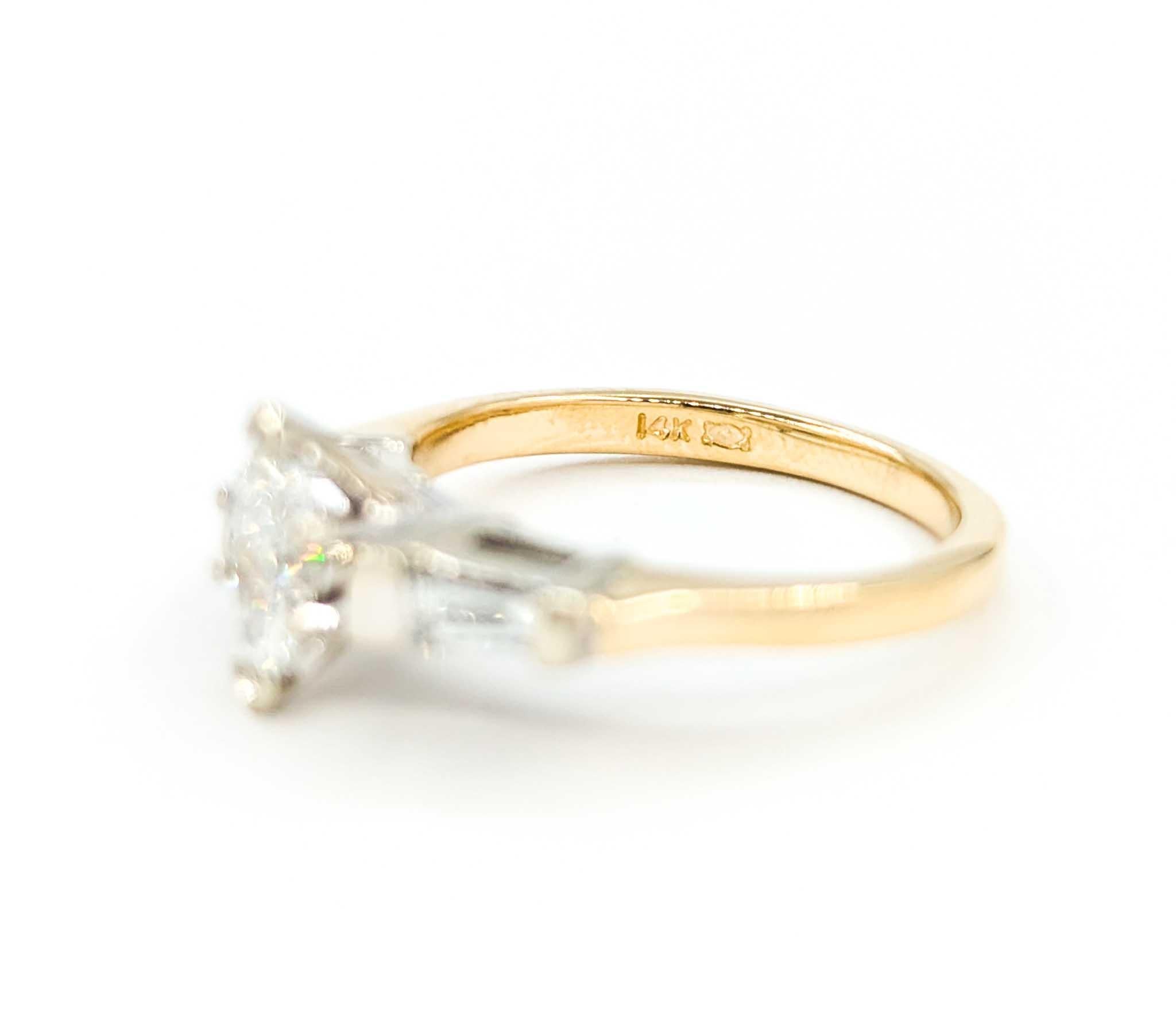 Vintage Marquise Diamant Verlobungsring in zwei Tönen Gold im Angebot 3