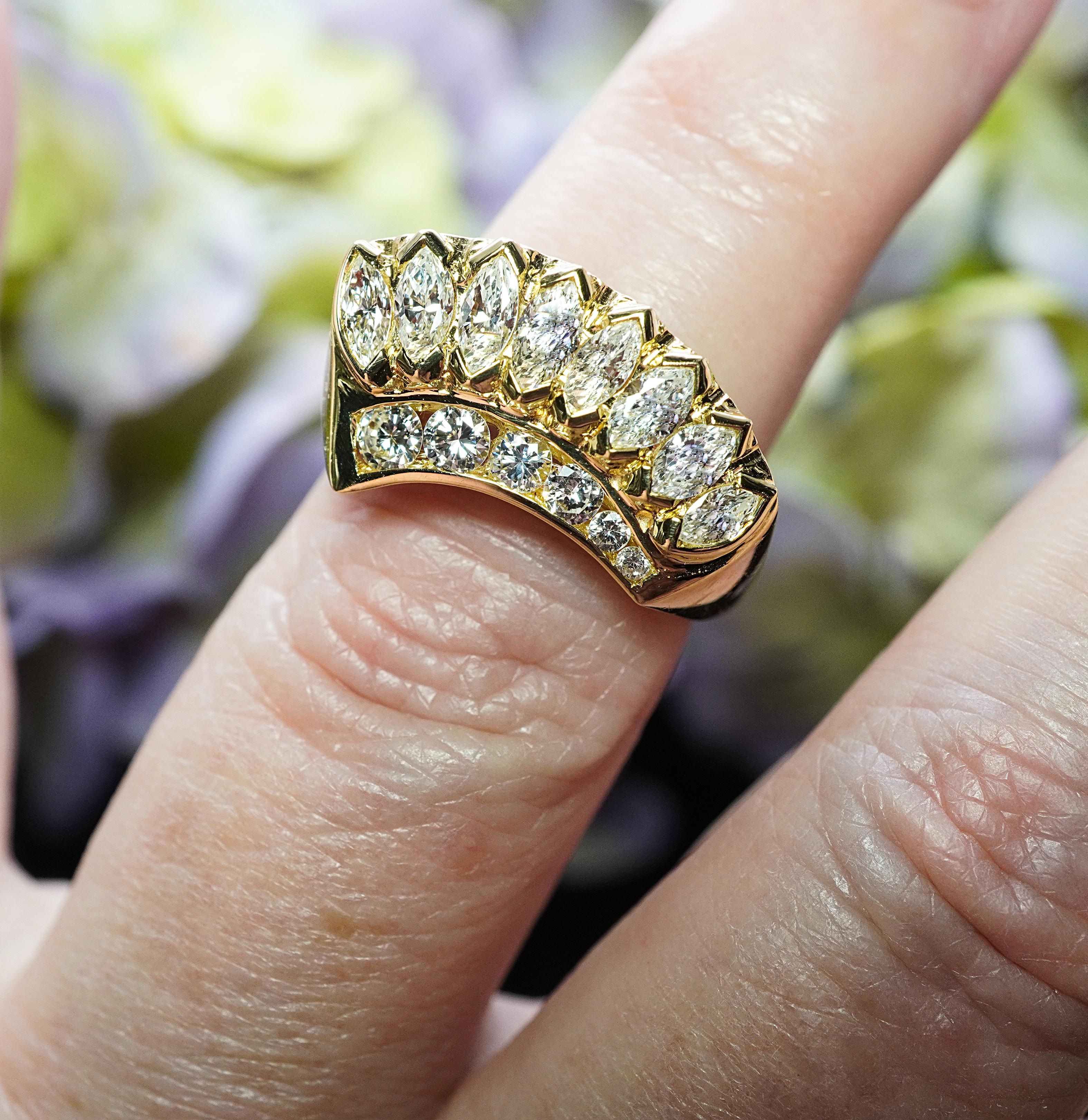 Vintage Marquise Diamond Ring 18K Yellow Gold Estate Jewelry In Good Condition For Sale In Brambleton, US