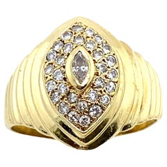 Vintage Marquise Form Diamantring mit 0,35ct von Diamanten in 18ct Gelb gesetzt