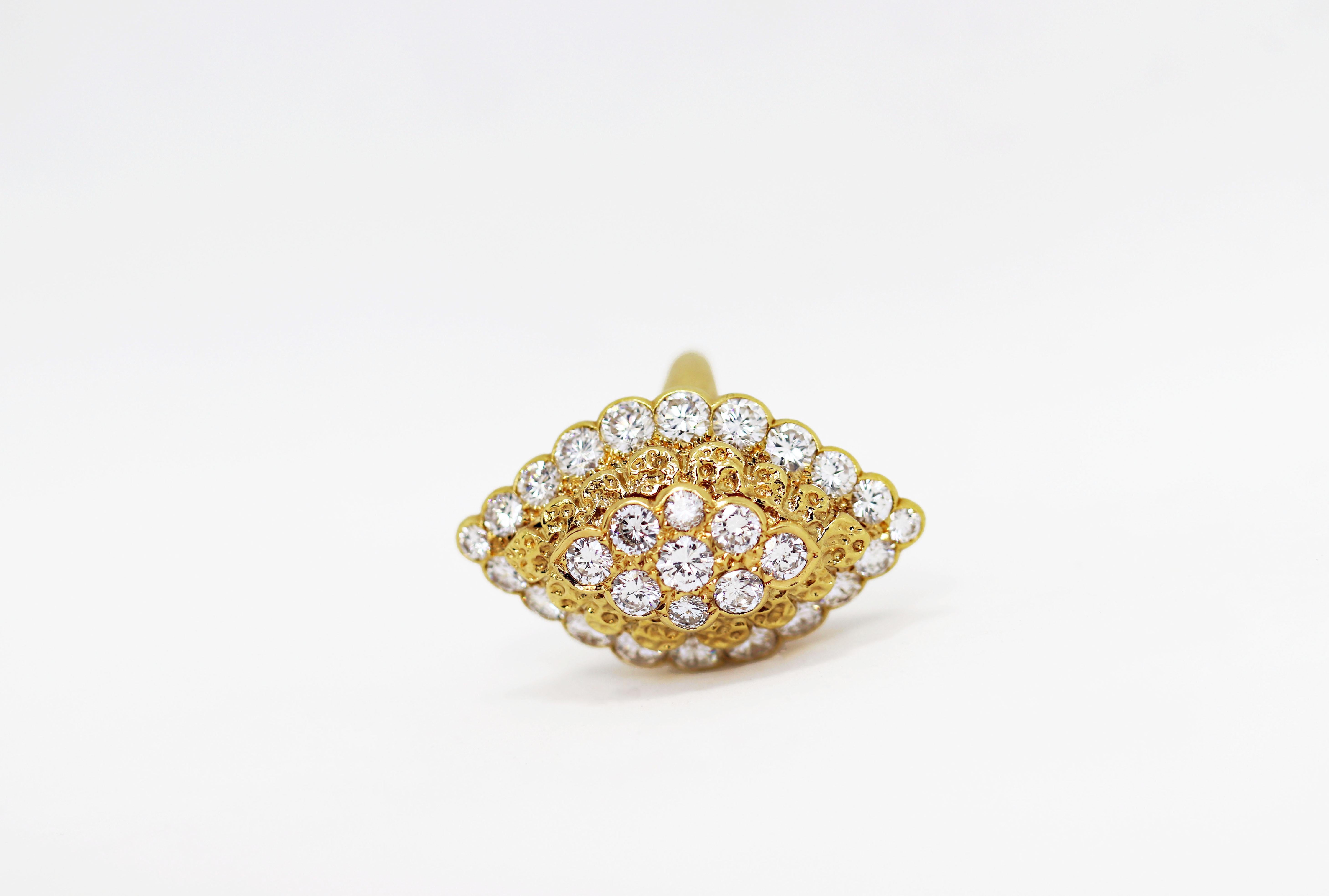 Vintage Marquise Shaped Diamond and 18 Carat Yellow Gold Cocktail Ring In Excellent Condition For Sale In London, GB