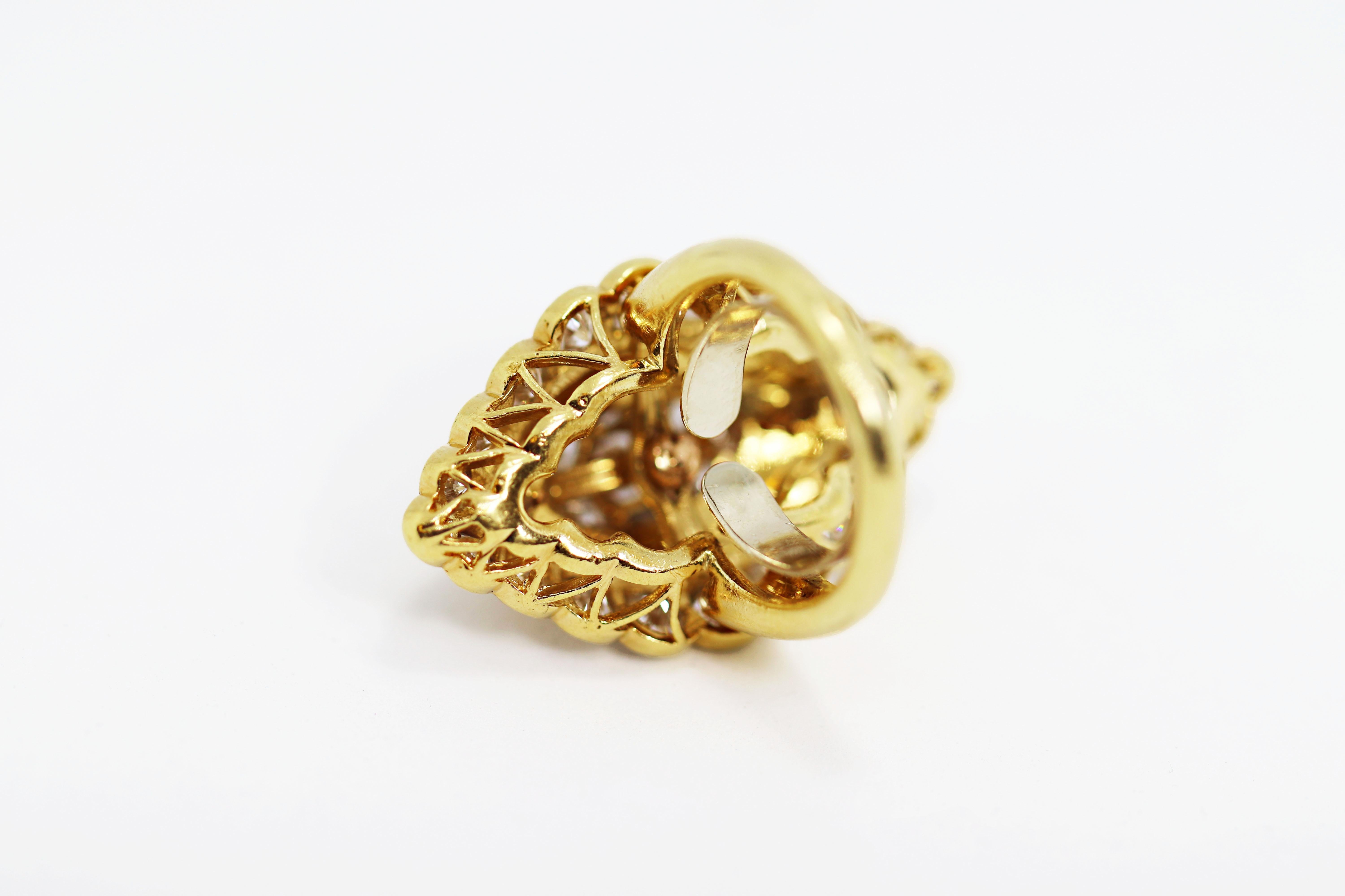 Women's Vintage Marquise Shaped Diamond and 18 Carat Yellow Gold Cocktail Ring For Sale