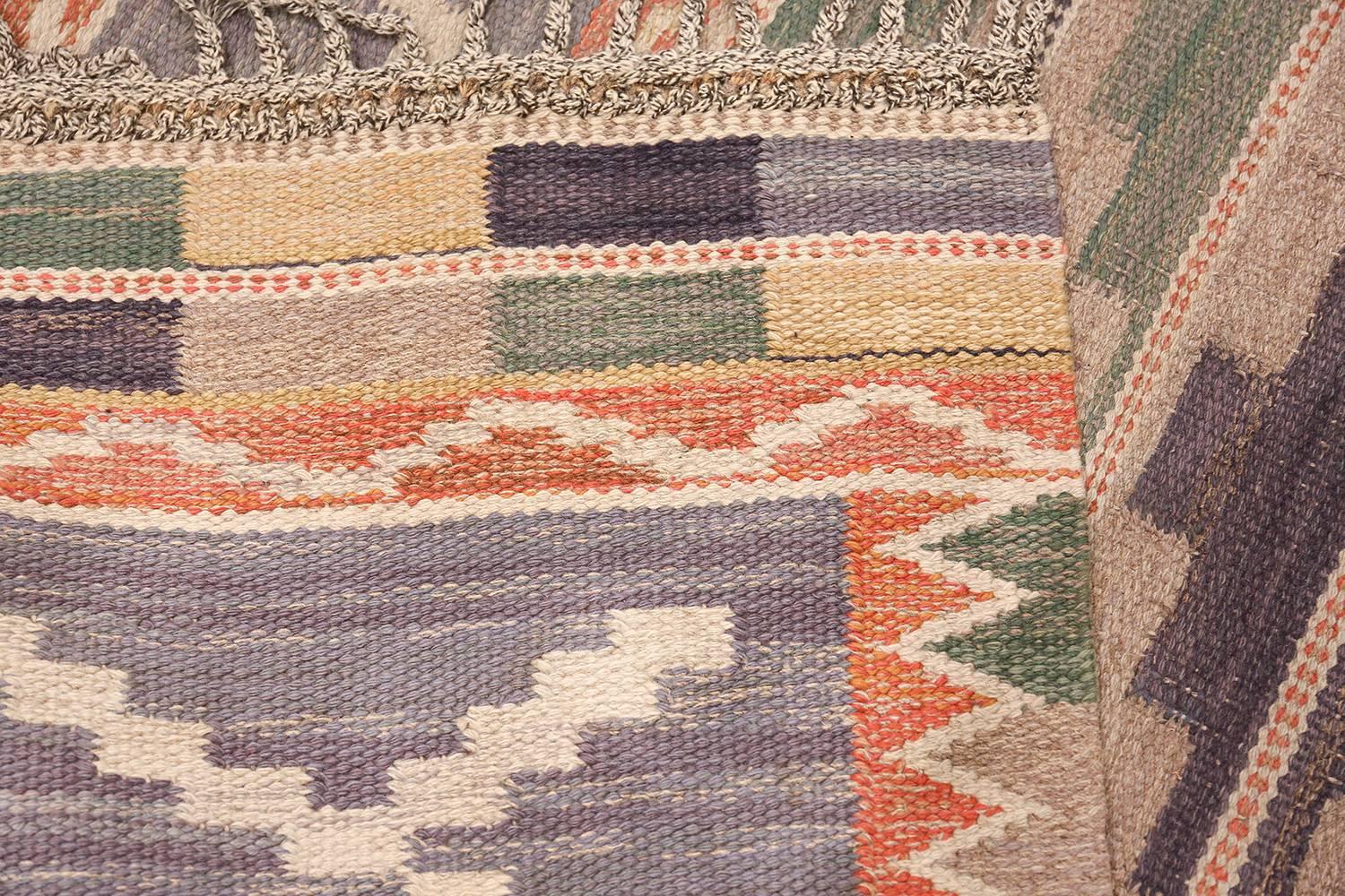 Wool Vintage Märta Mass Scandinavian Swedish Kilim Rug. Size: 5 ft 10 in x 8 ft 2 in
