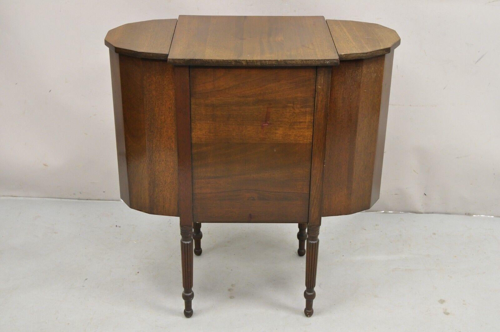 Vintage Martha Washington Colonial Mahogany Sewing Stand Side Table Cabinet For Sale 4