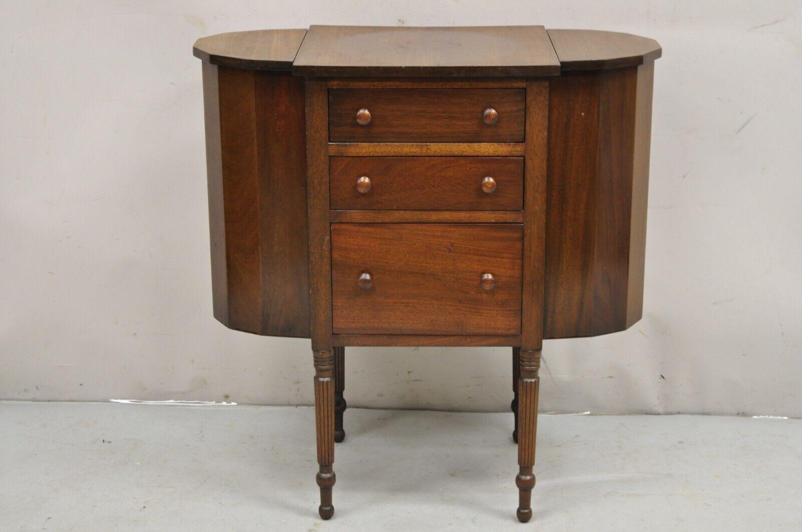 Vintage Martha Washington Colonial Mahogany Sewing Stand Side Table Cabinet For Sale 5