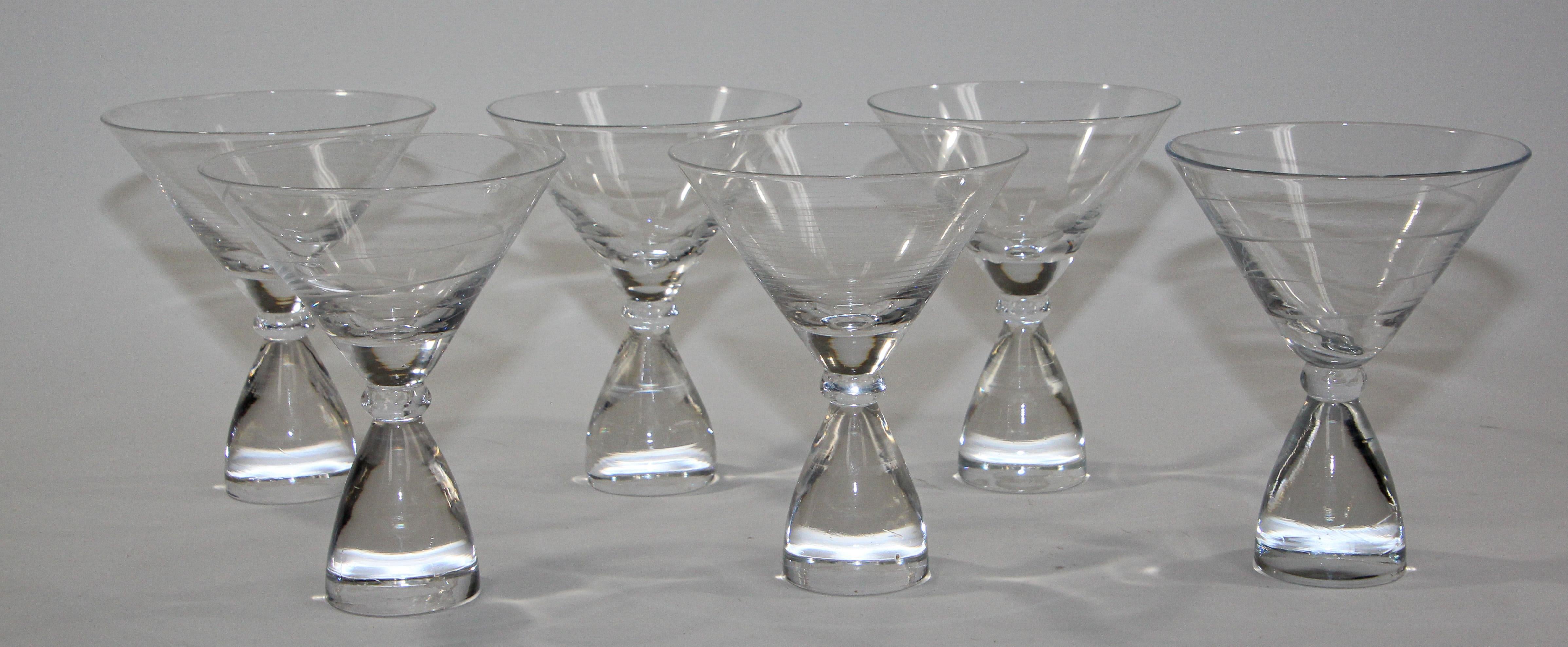 Vintage Post Modern Steuben style Martini drinking glasses set of 5.
Tear-shaped bubble clear Etched crystal Martini.
The glasses are etched with different design.
Measures: 4.75