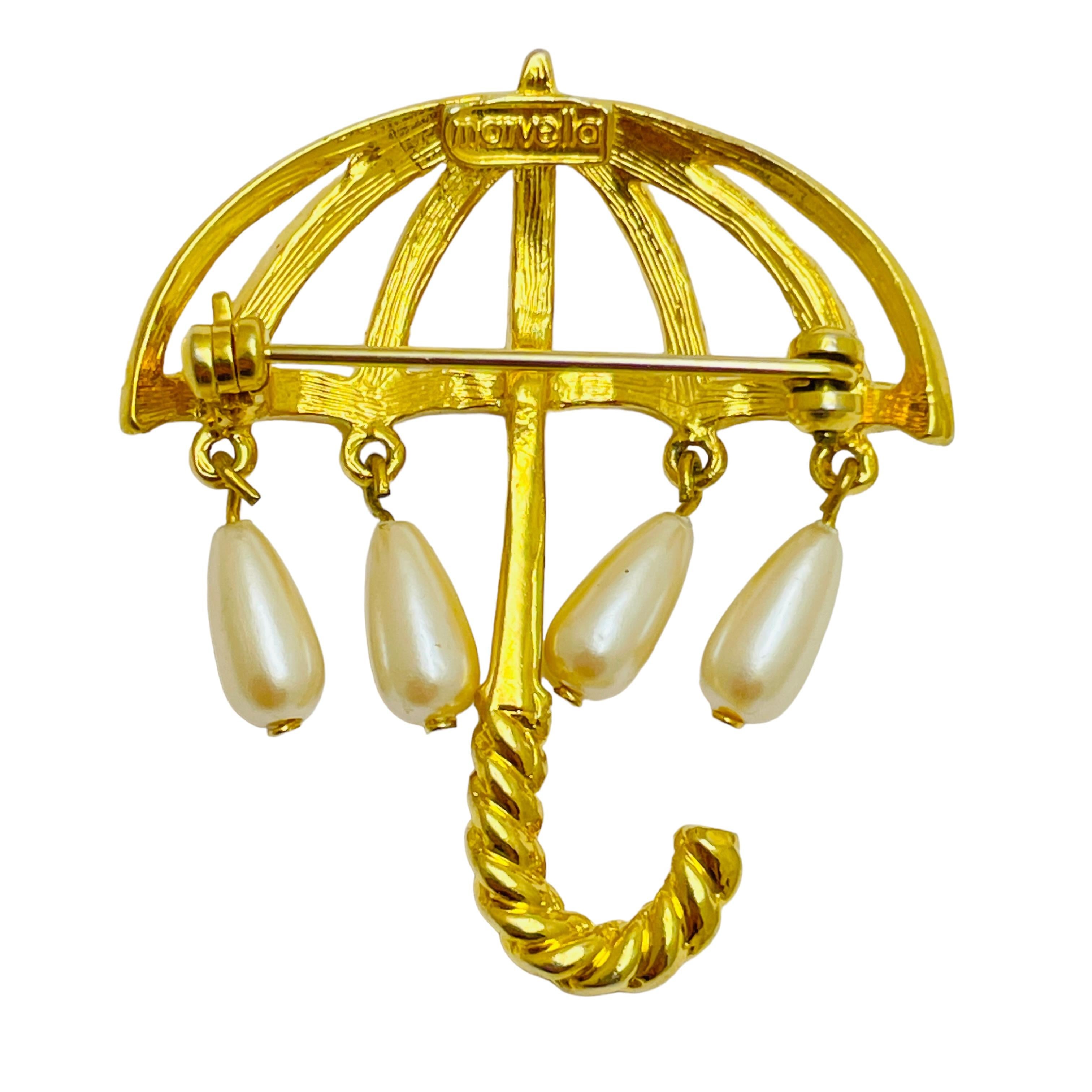 Vintage MARVELLA signed gold pearl umbrella designer brooch In Good Condition In Palos Hills, IL