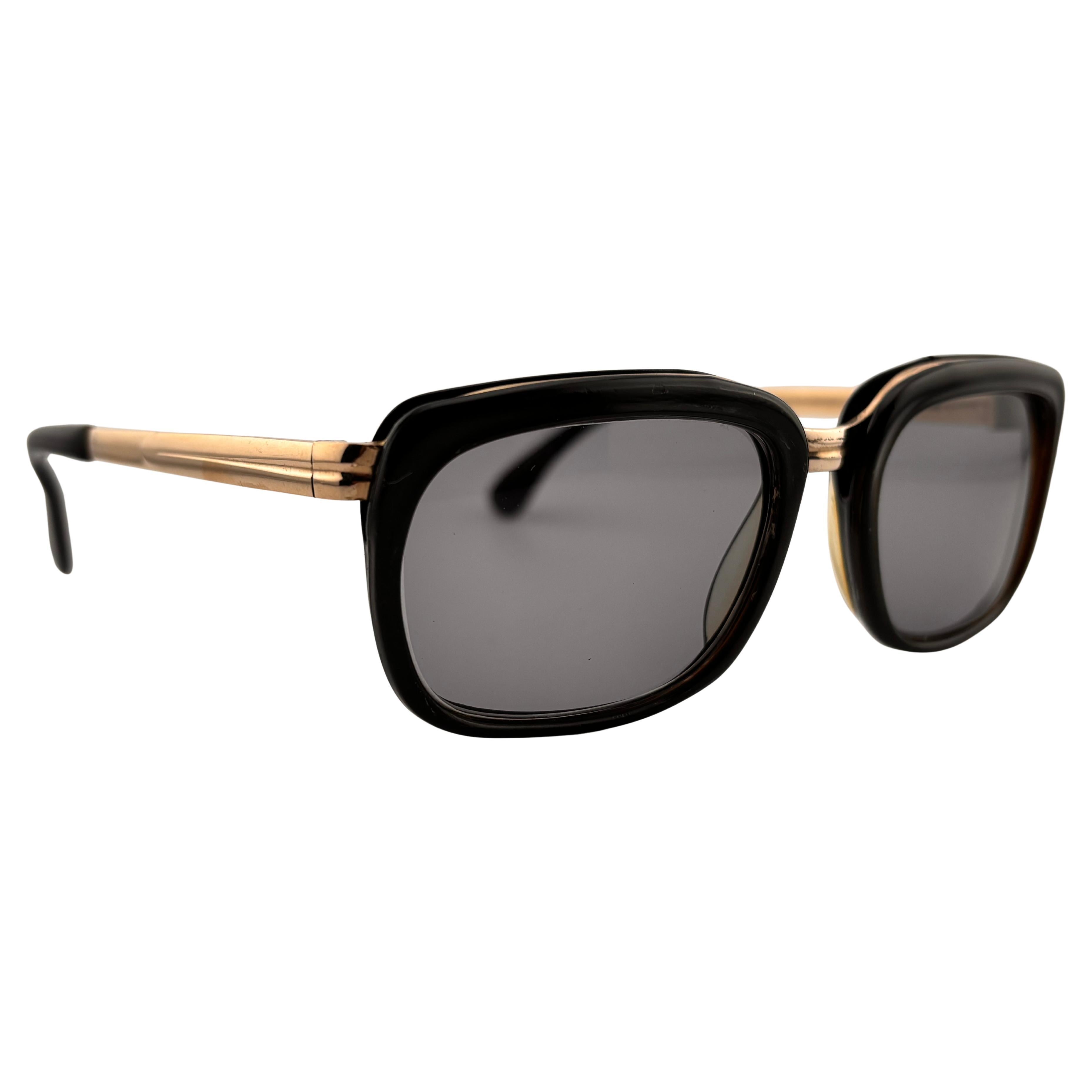 Occhiali da sole vintage Marwitz Lux neri e oro 10 carati del periodo medio del 1960