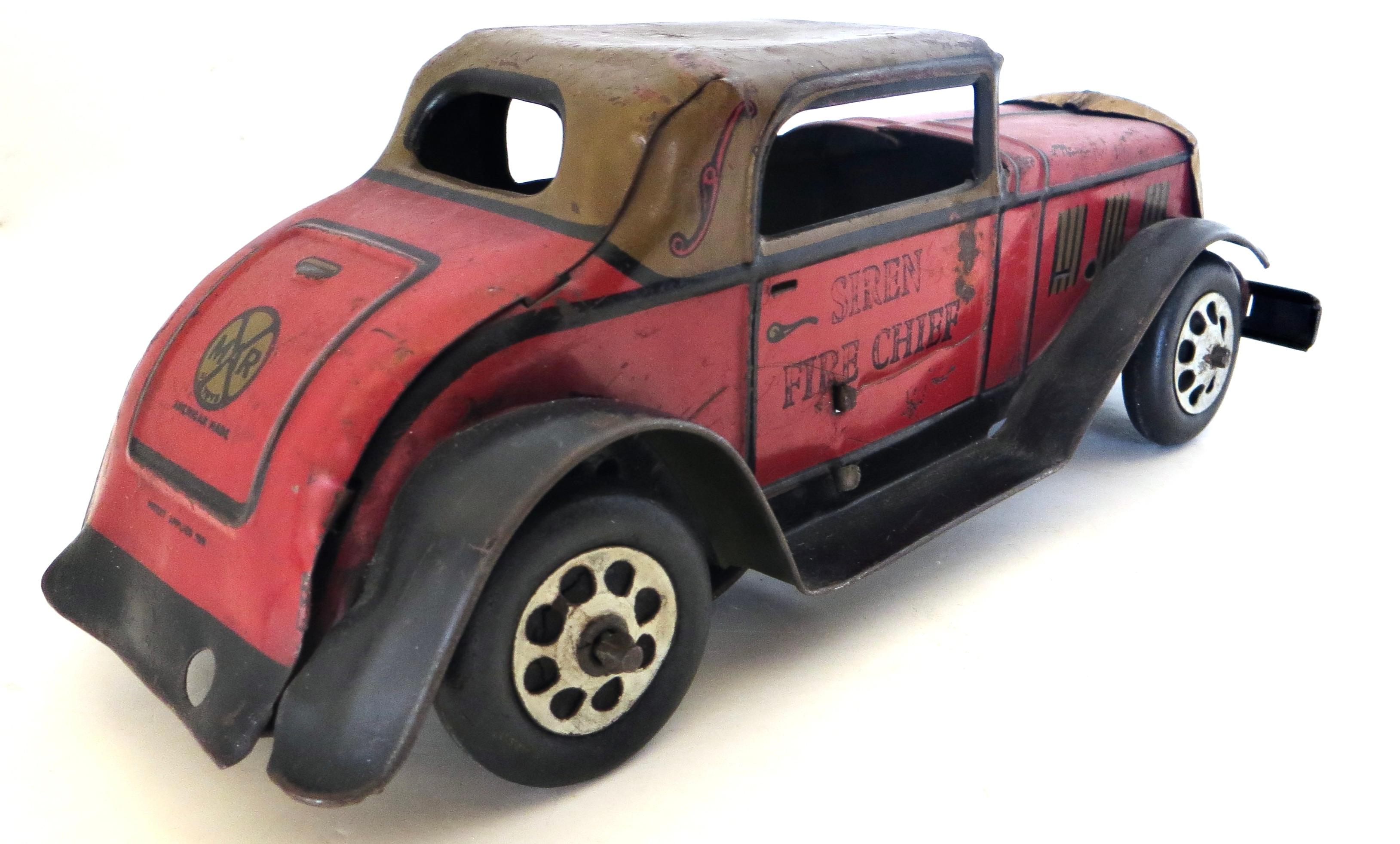 Metalwork Vintage Marx Fire Chief Friction Action Toy Sedan American, Circa 1930 For Sale
