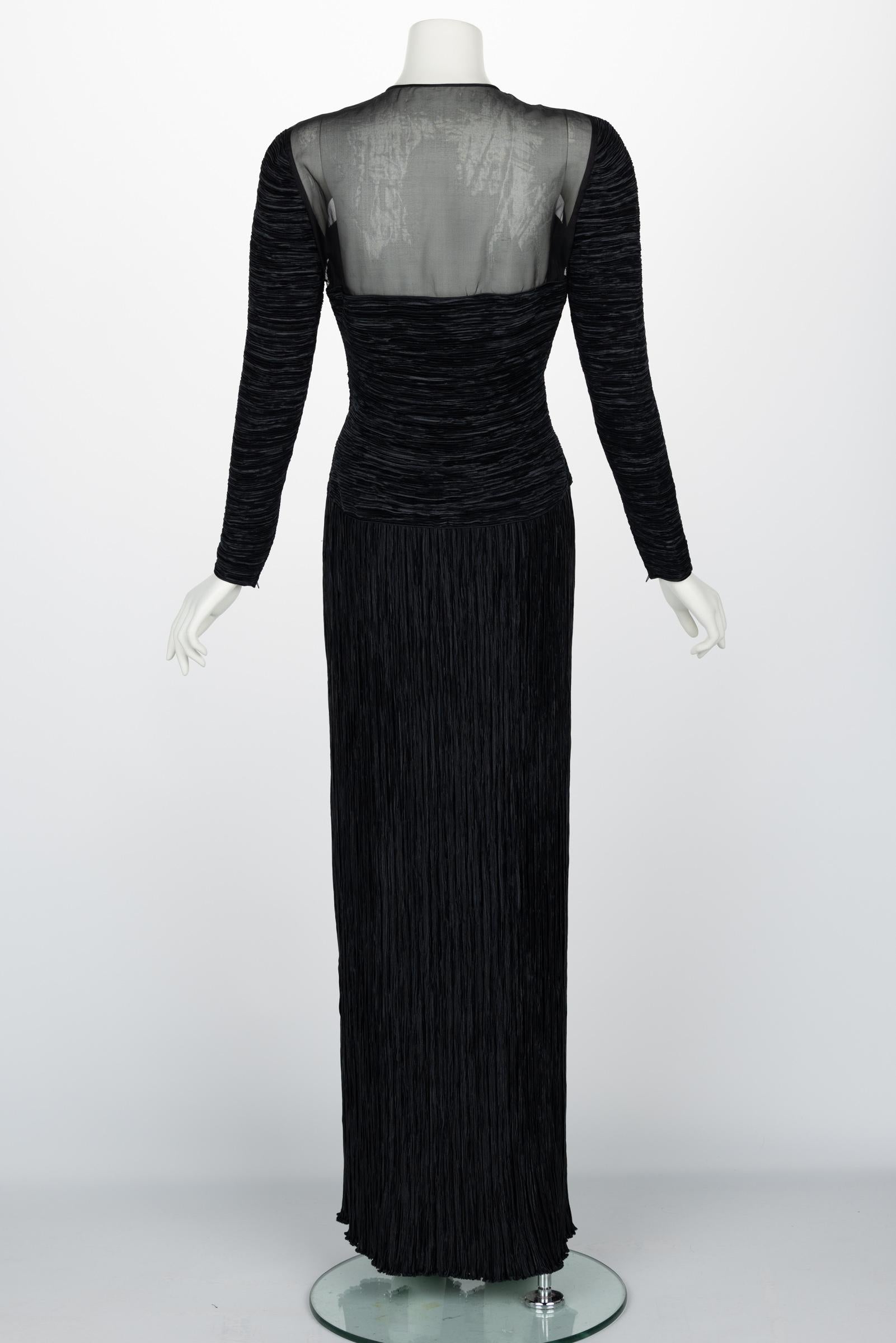 Women's  Vintage Mary Mcfadden Couture Black Pleated Sheer shoulder Column Gown For Sale