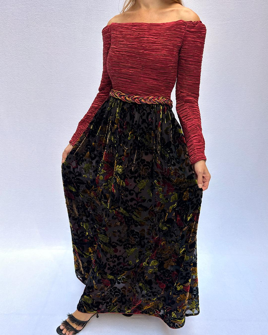 Vintage Mary McFadden Couture Off-the-Shoulder-Kleid im Angebot 1