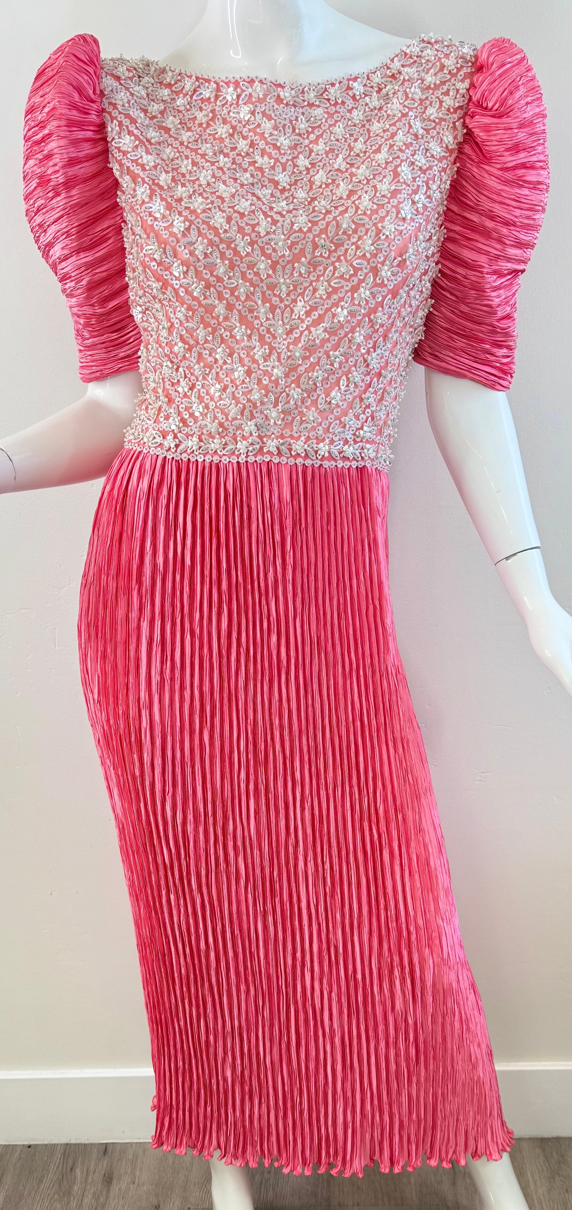 Vintage Mary McFadden Couture Sz 10 1980 Pink Pearl Beaded Pleated Evening Gown en vente 3