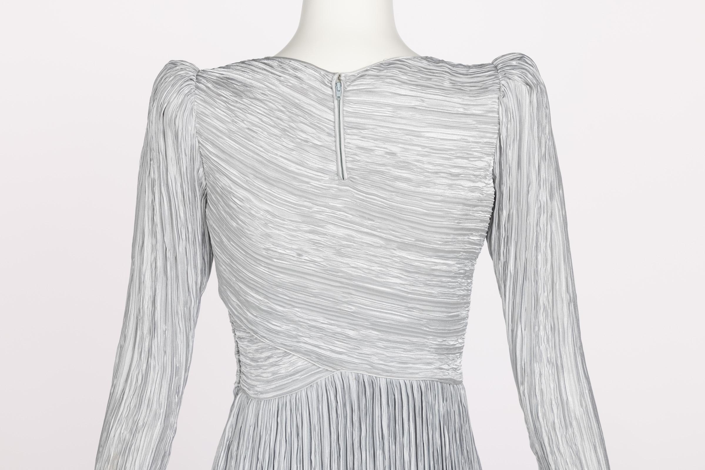 Women's Vintage Mary Mcfadden Silver Gray Pleated Dress