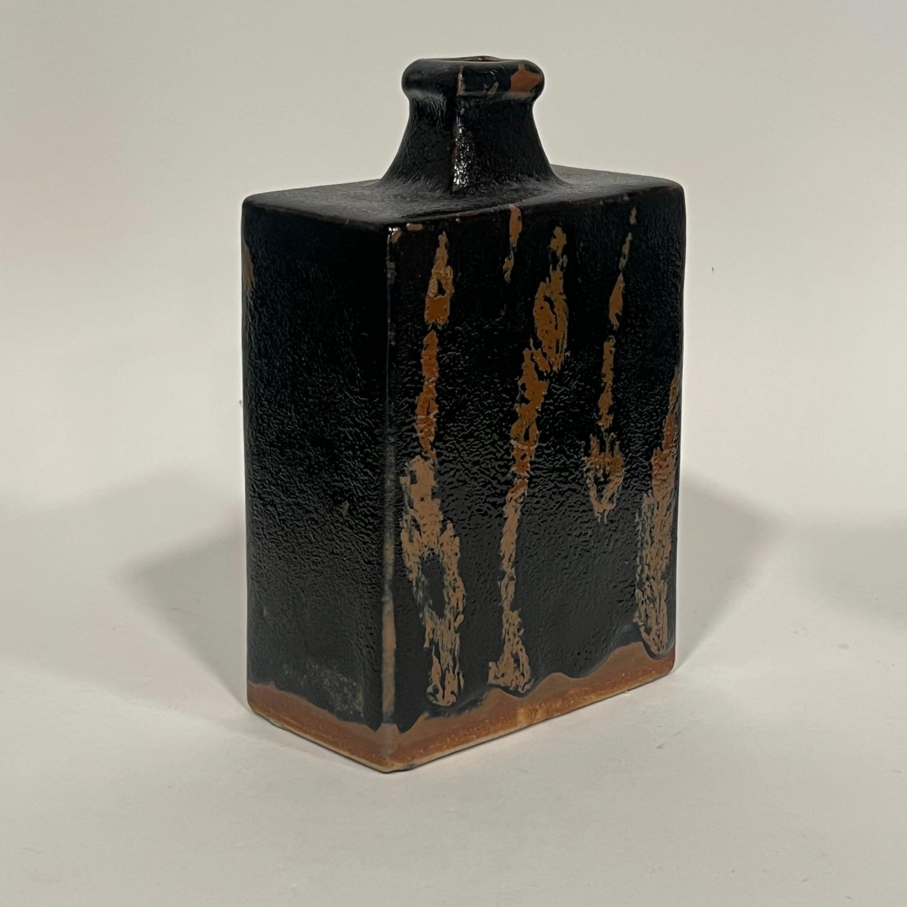 Vaso a bottiglia Mashiko d'epoca, stile Hamada In condizioni buone in vendita a Oakland, CA
